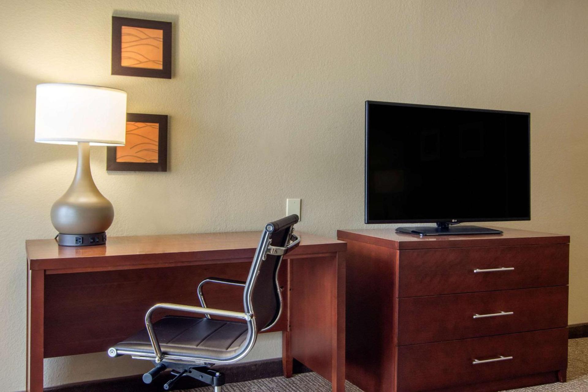 Sandy Springs Inn - Atlanta Perimeter photo 16