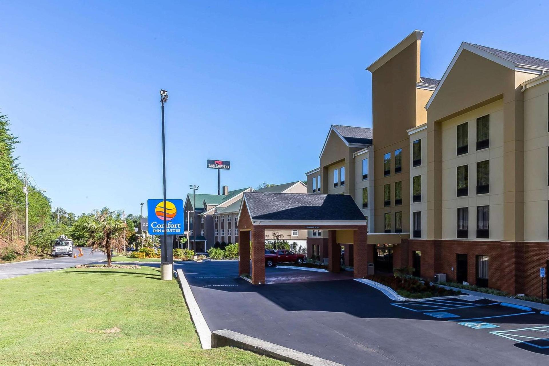 Comfort Inn & Suites Dalton West photo 23