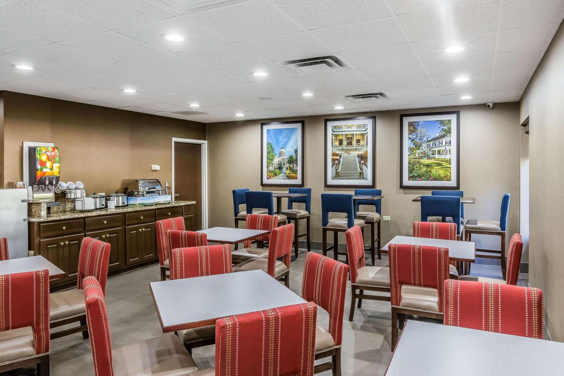 Comfort Inn & Suites Dalton West photo 19