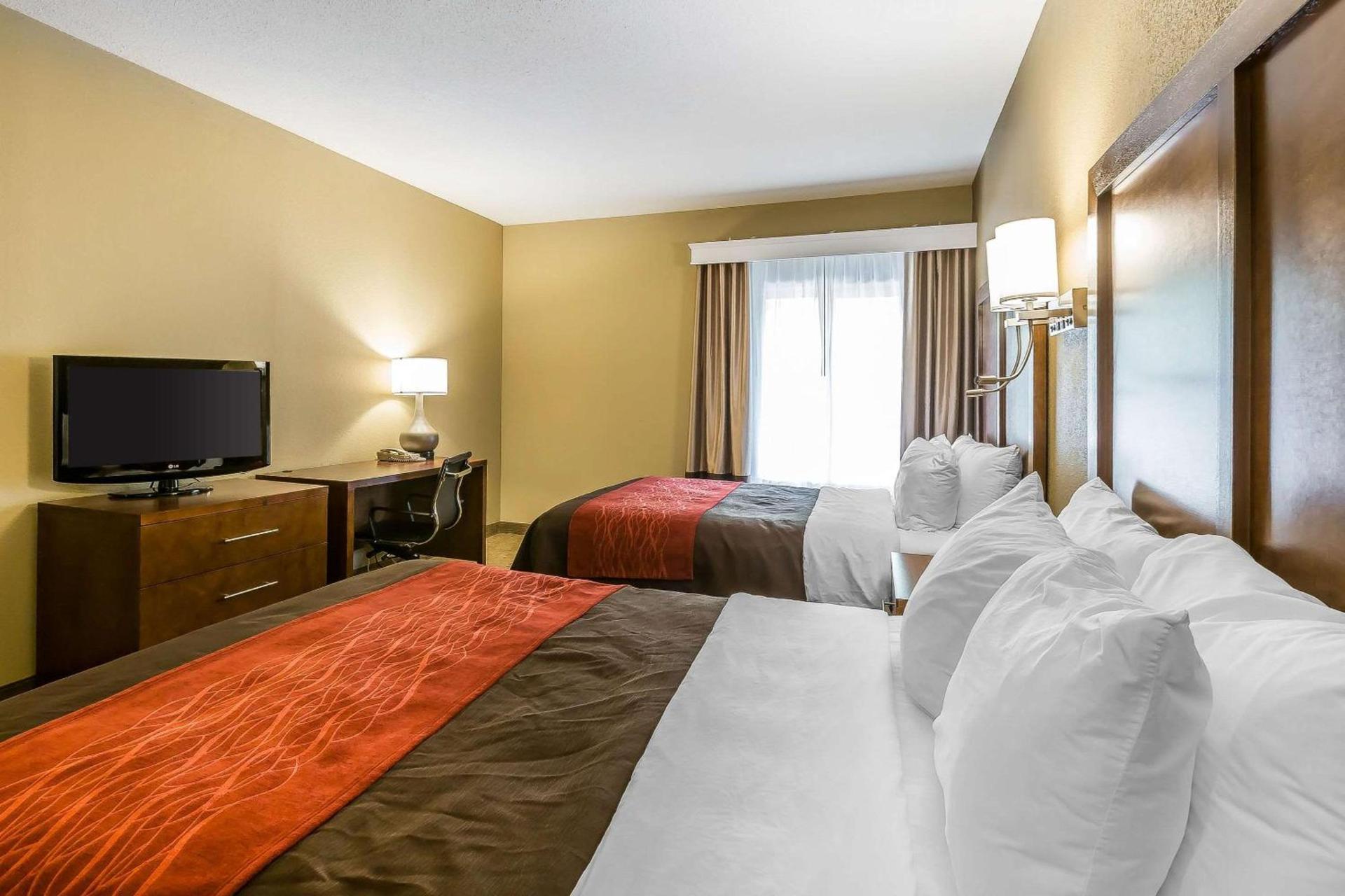 Comfort Inn & Suites Dalton West photo 6