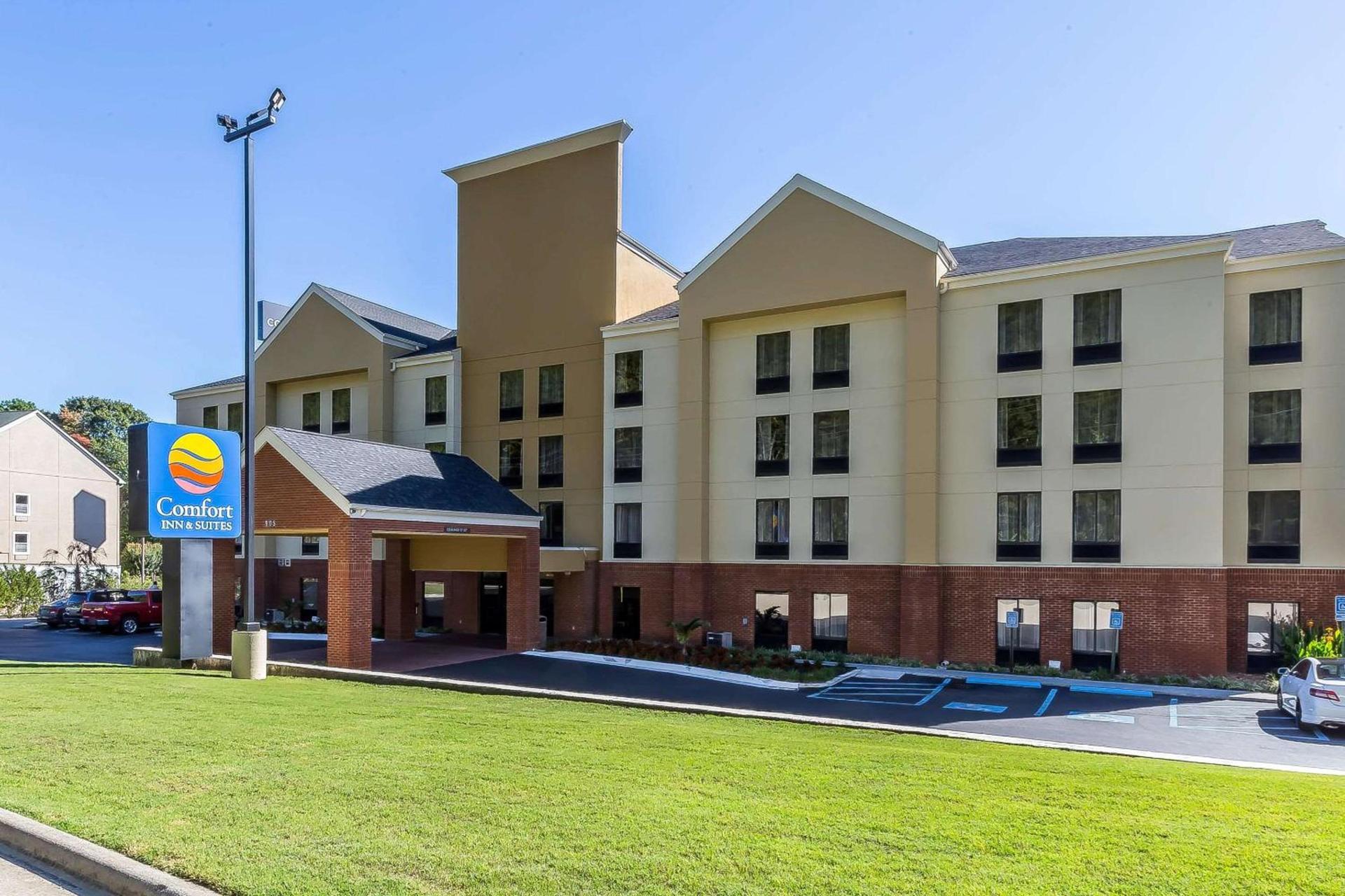 Comfort Inn & Suites Dalton West — hotel in Dalton