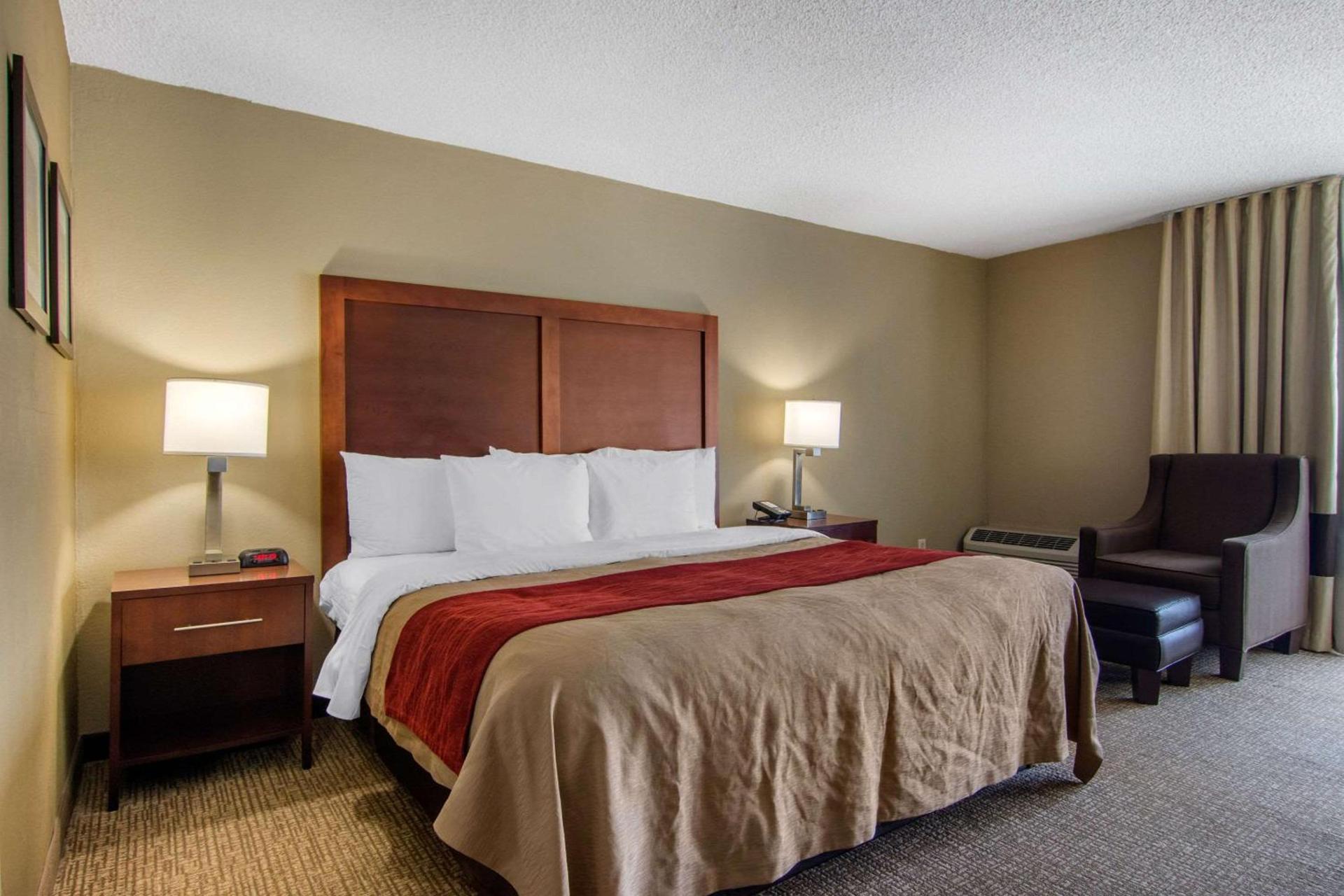 Sandy Springs Inn - Atlanta Perimeter photo 11