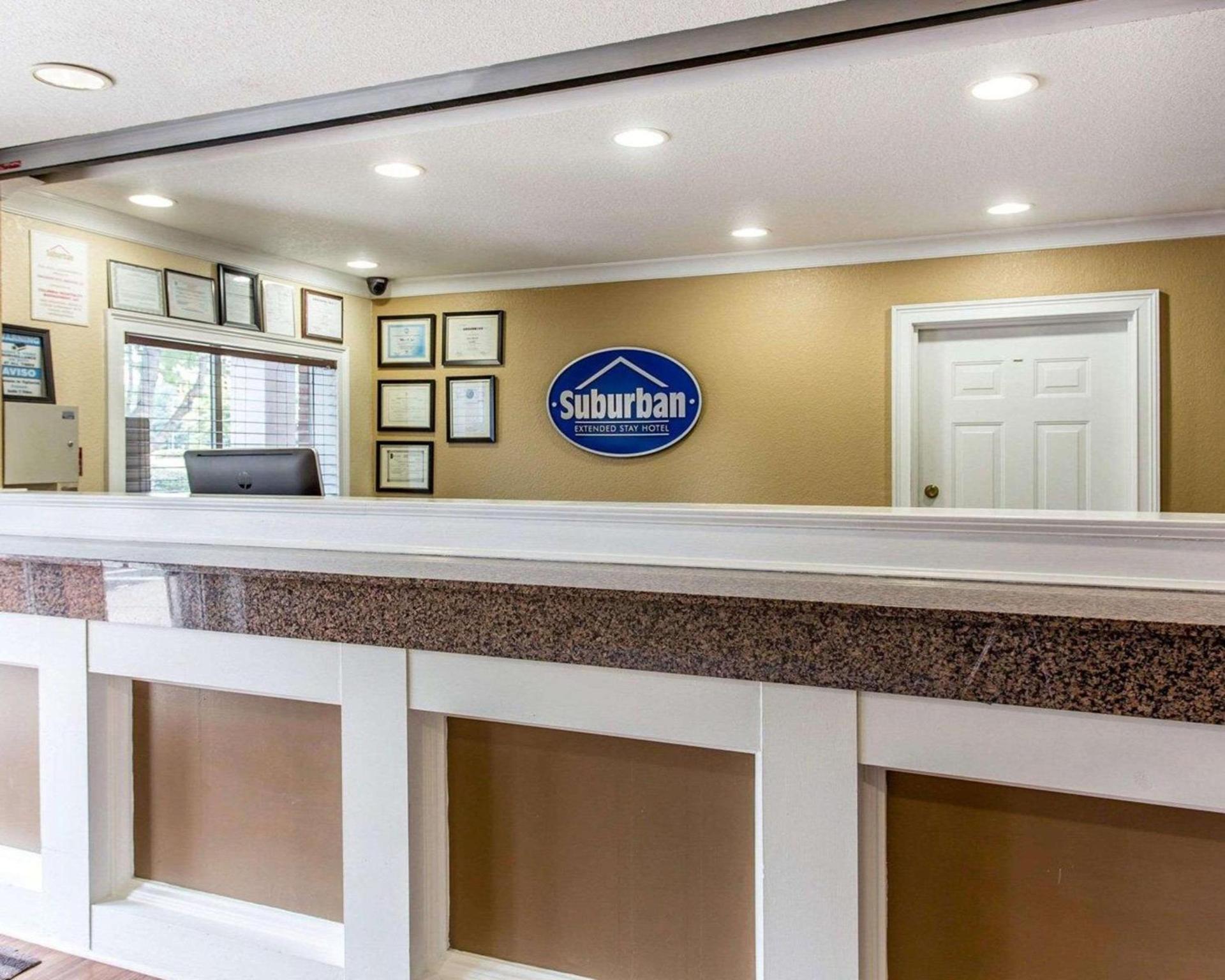 Suburban Studios Kennesaw-Marietta North photo 4