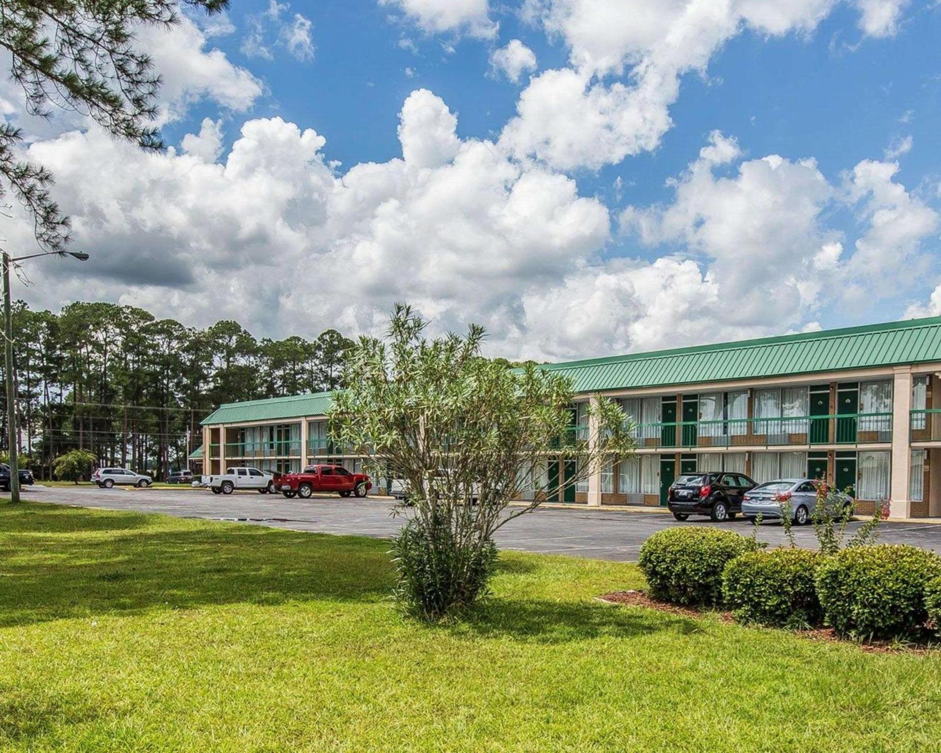 Econo Lodge — hotel in Douglas