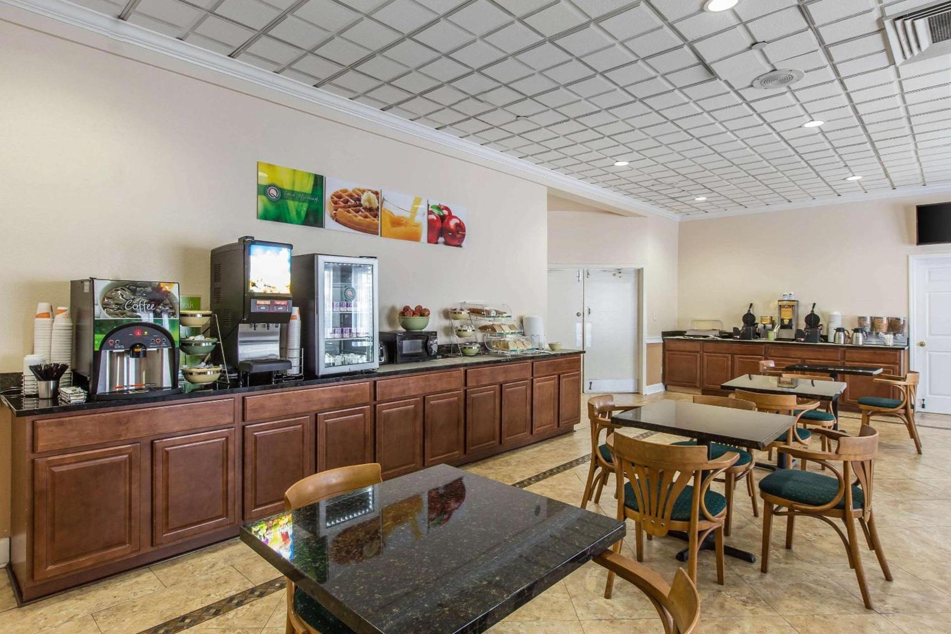Quality Inn Savannah Midtown photo 19