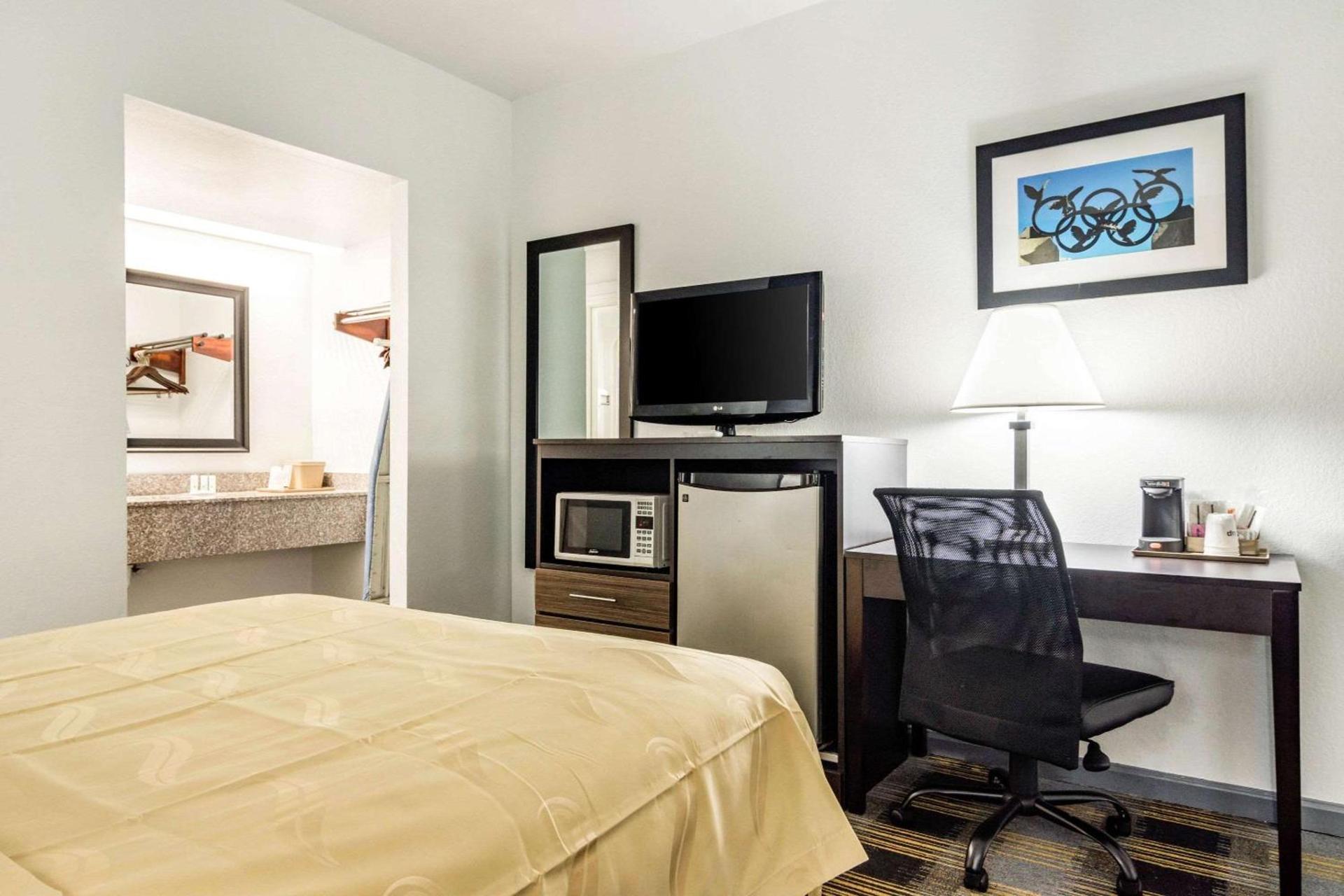 Quality Inn near Six Flags Douglasville photo 15