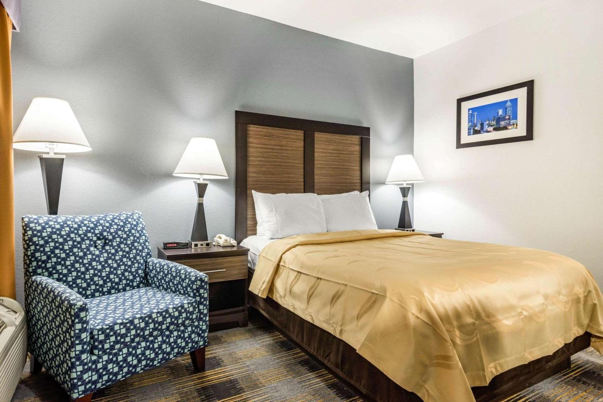 Quality Inn near Six Flags Douglasville photo 14