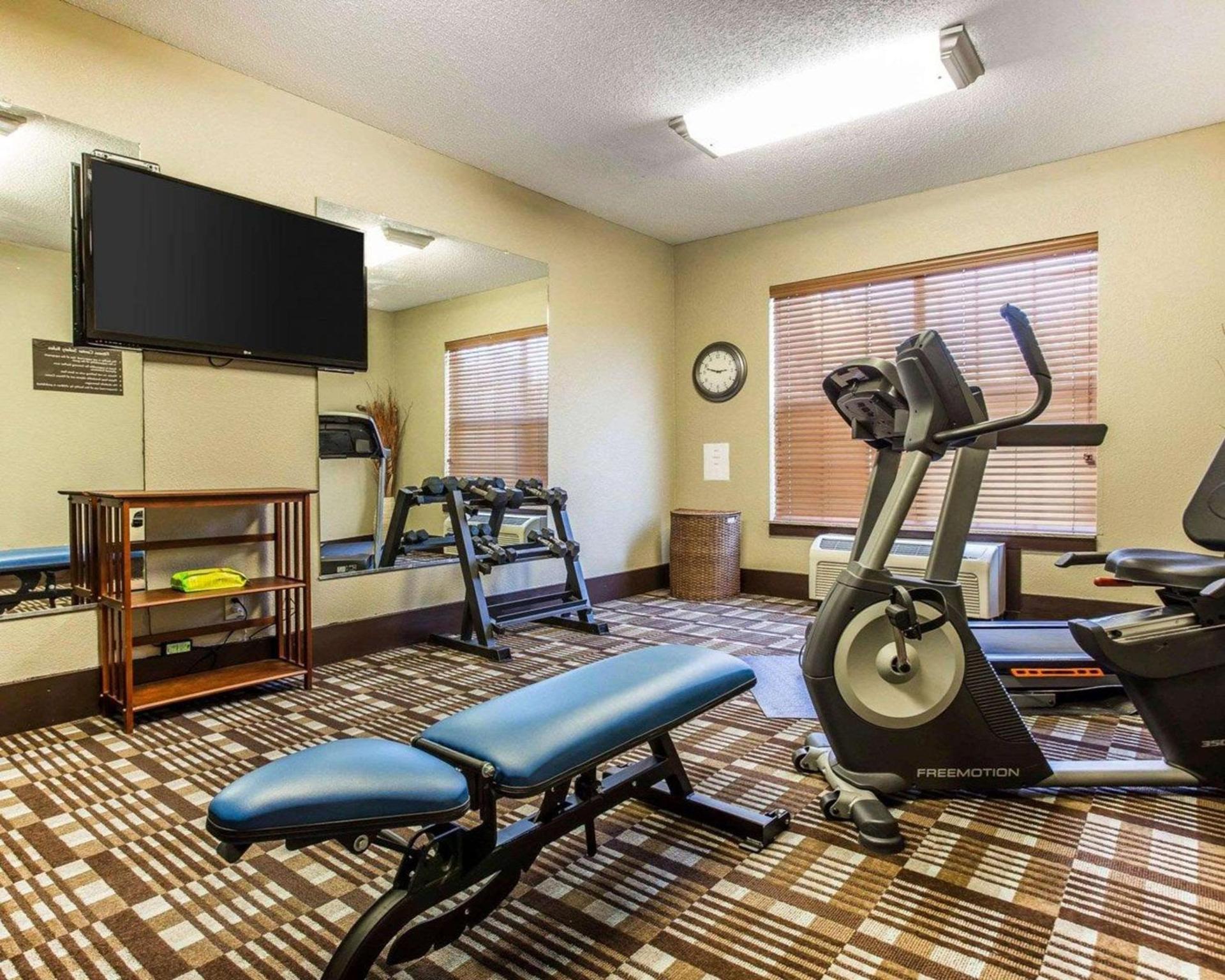 Comfort Inn & Suites Ballpark Area photo 9