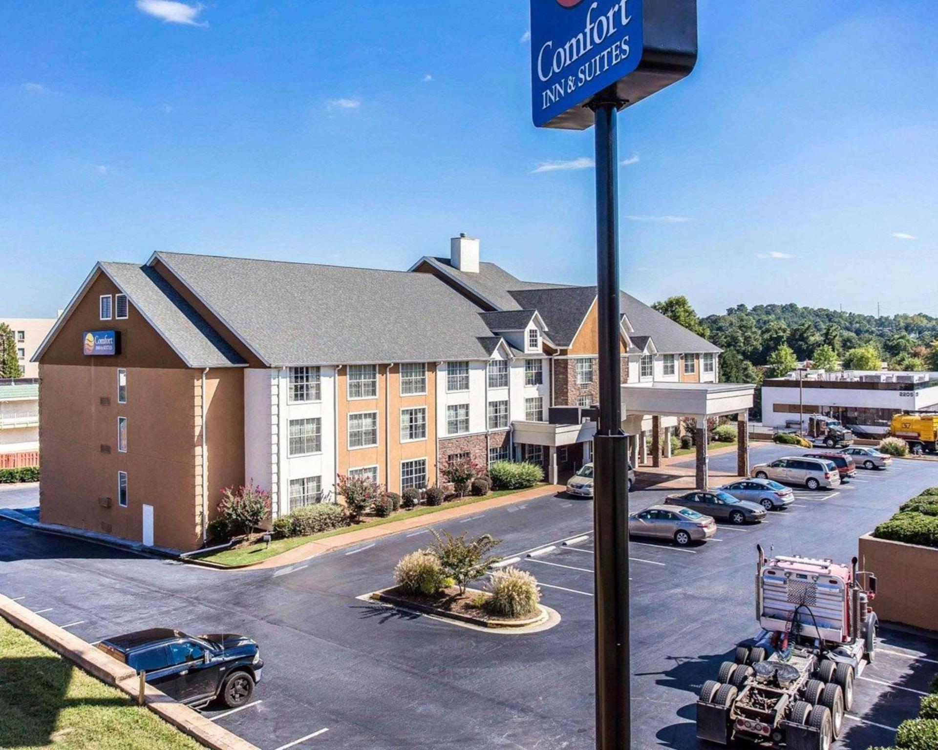 Comfort Inn & Suites Ballpark Area photo 1