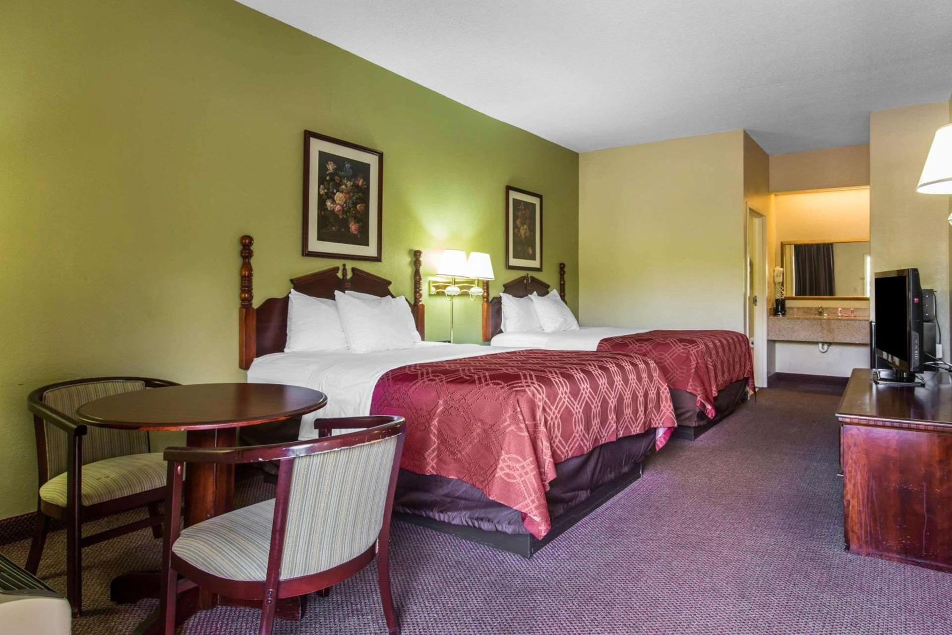 Royal Palms Inn photo 28