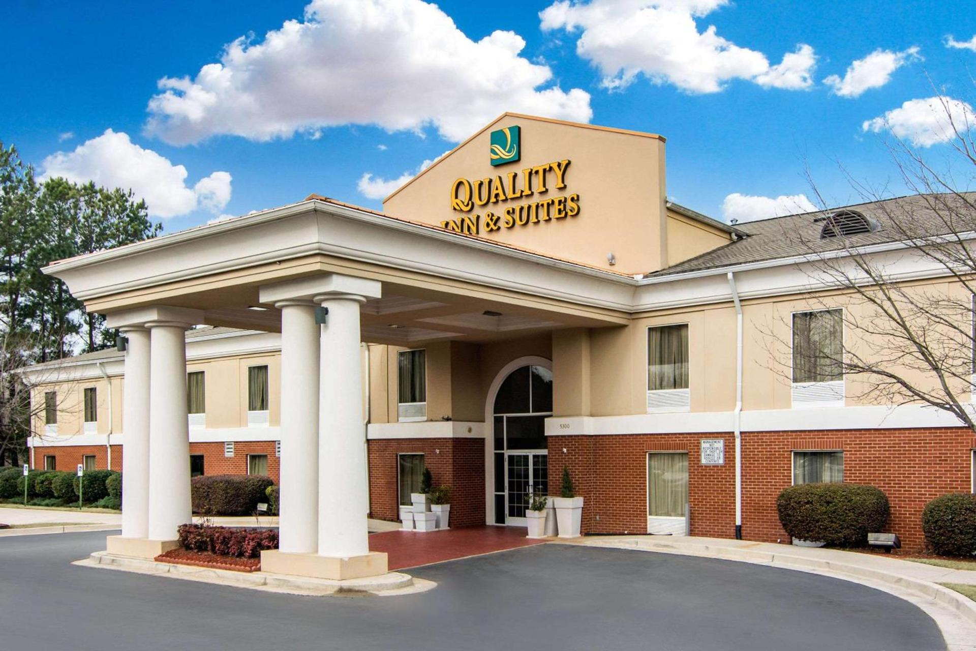 Quality Inn & Suites Decatur - Atlanta East — hotel in Decatur
