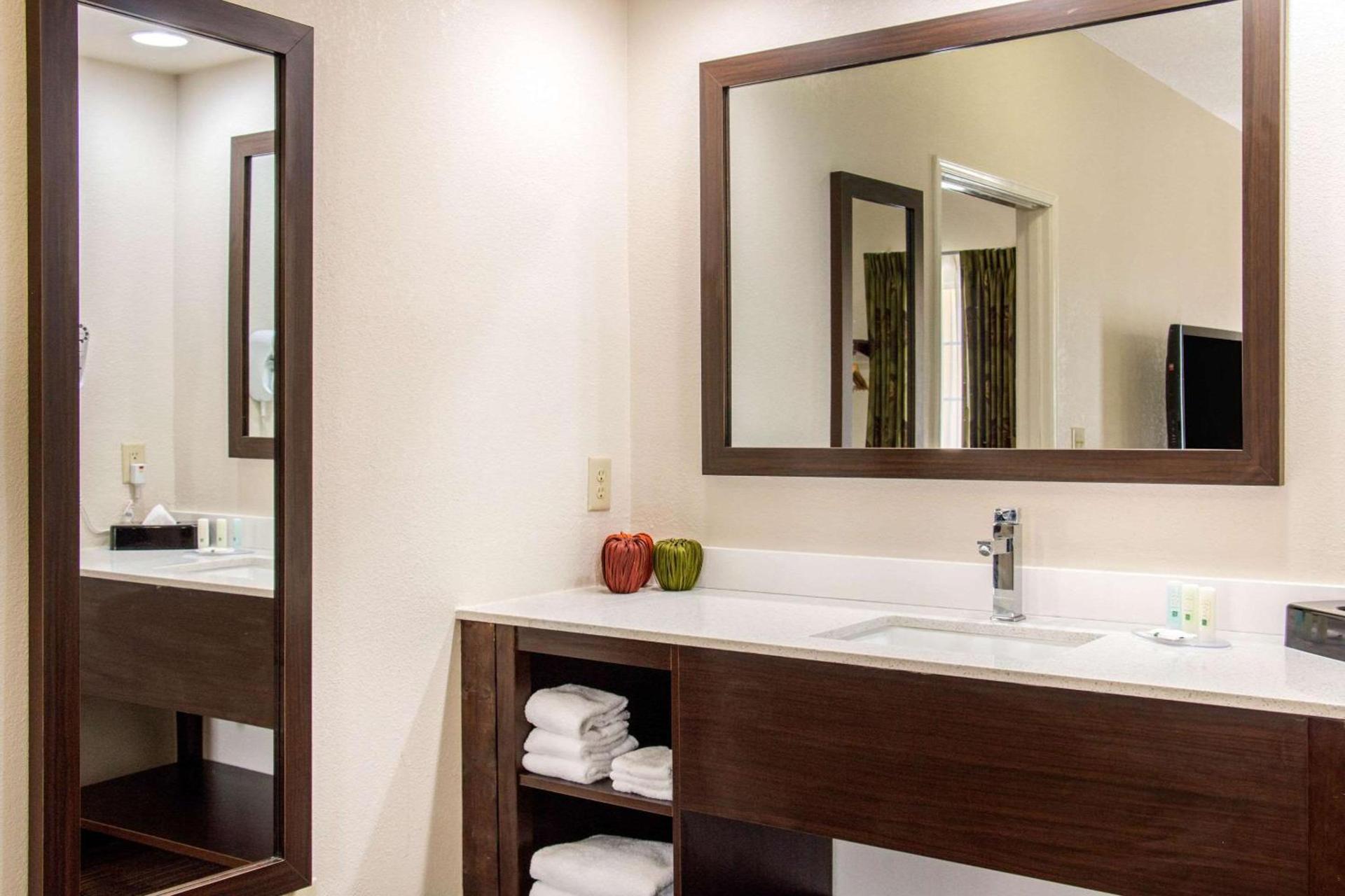 Quality Inn Pooler - Savannah I-95 photo 26