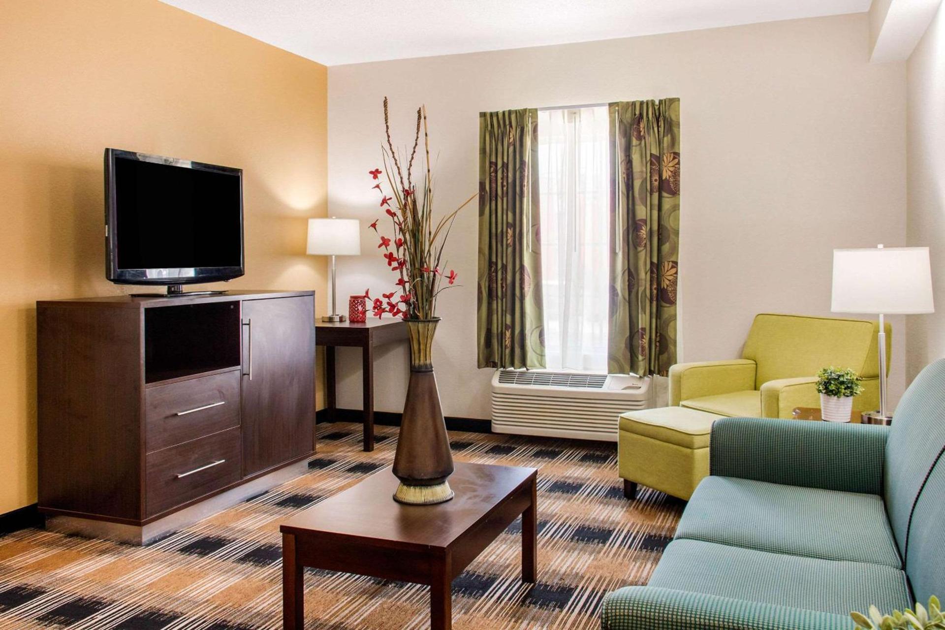 Quality Inn Pooler - Savannah I-95 photo 18