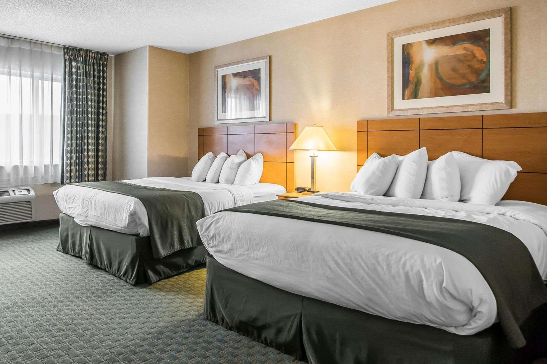 Quality Inn Dubuque on Hwy 20 photo 18