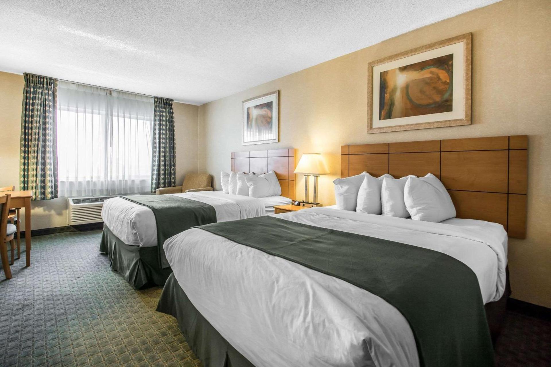Quality Inn Dubuque on Hwy 20 photo 12