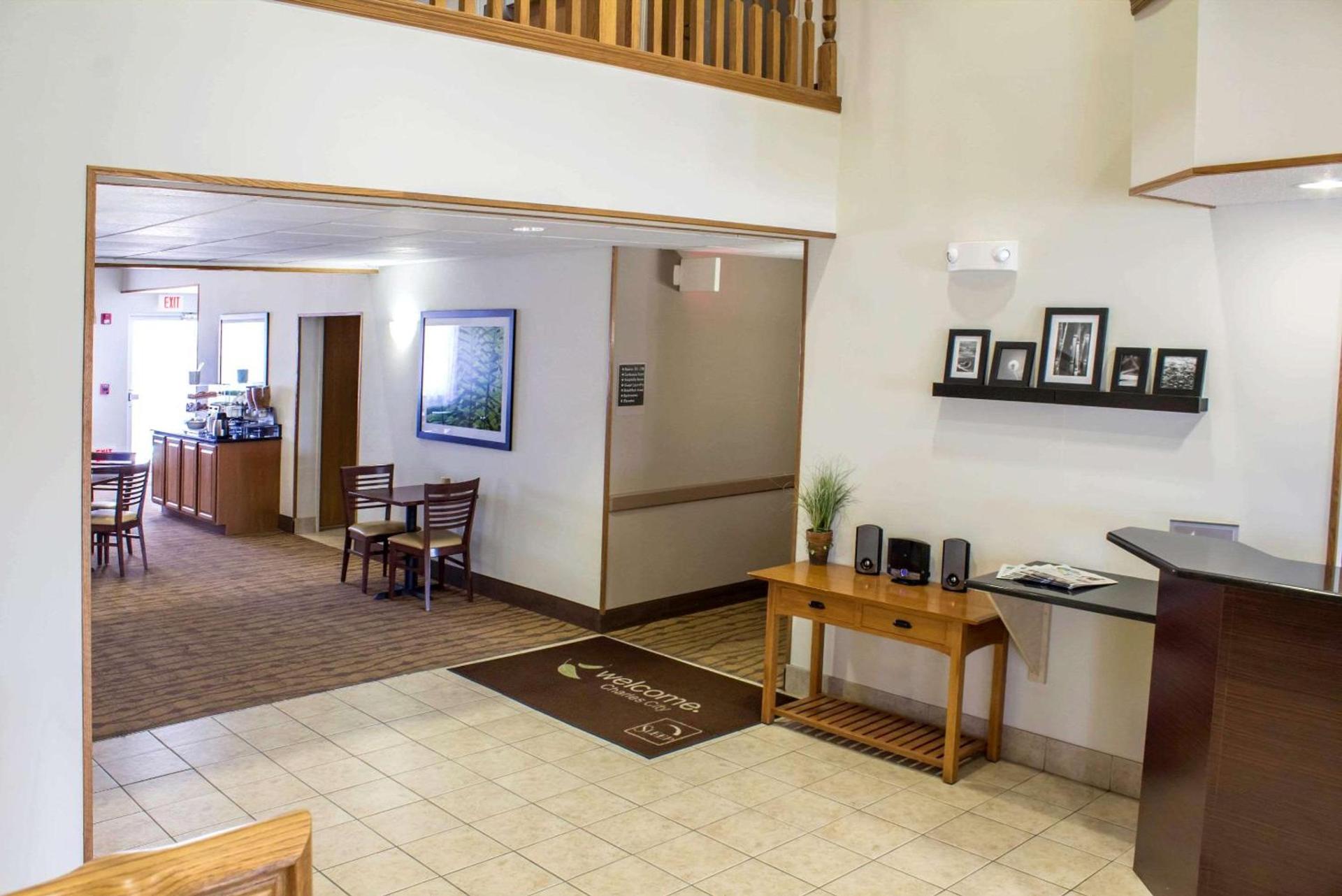 Sleep Inn & Suites Charles City photo 4