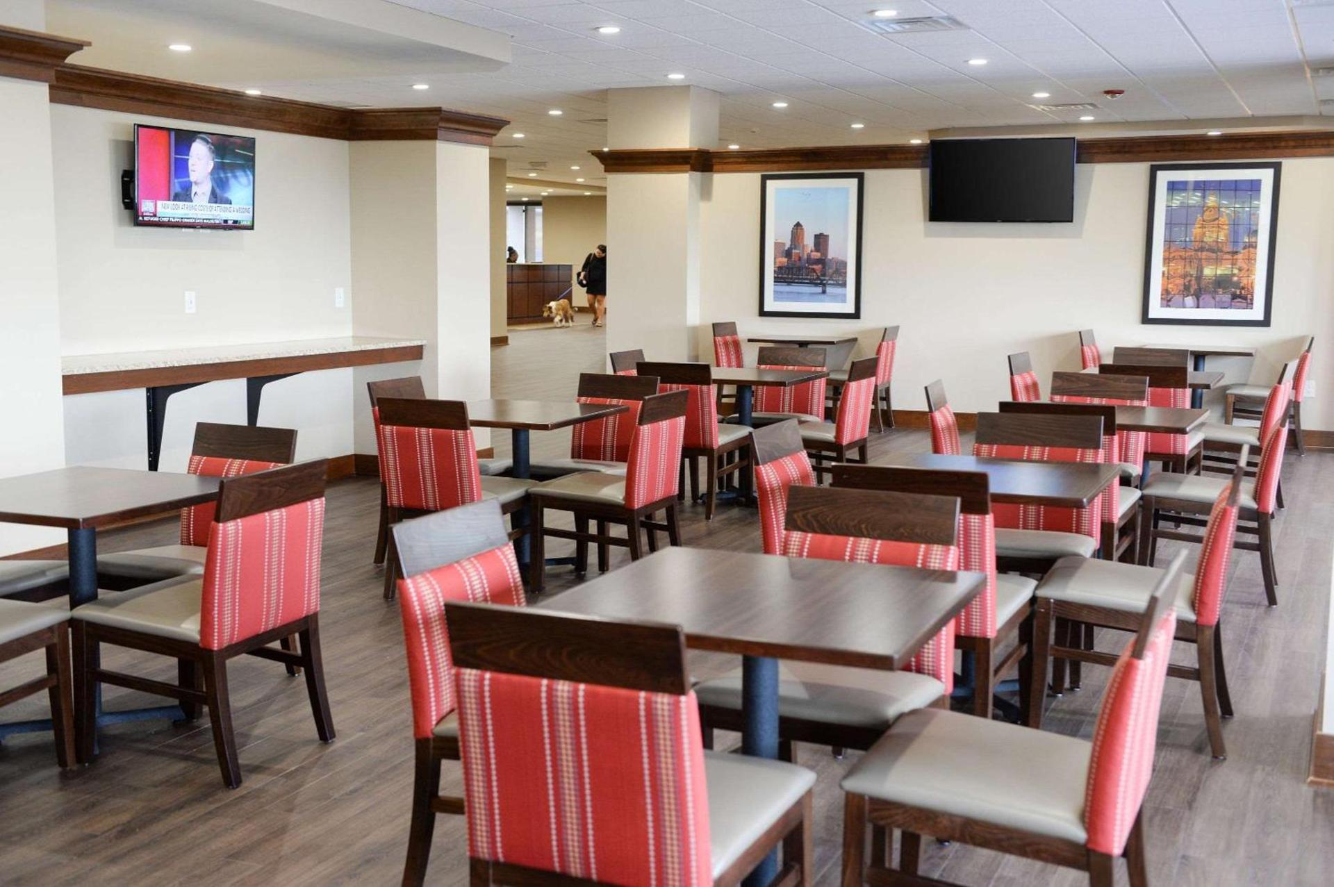 Comfort Inn & Suites Event Center photo 22