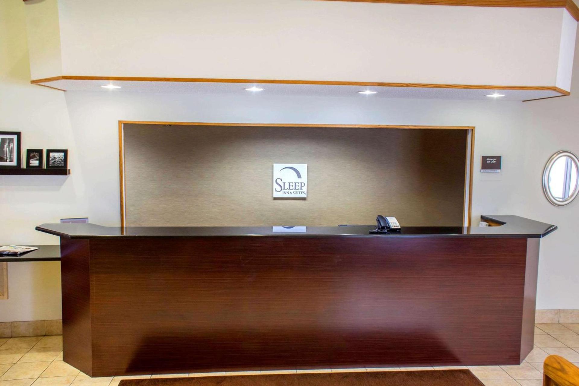 Sleep Inn & Suites Charles City photo 6