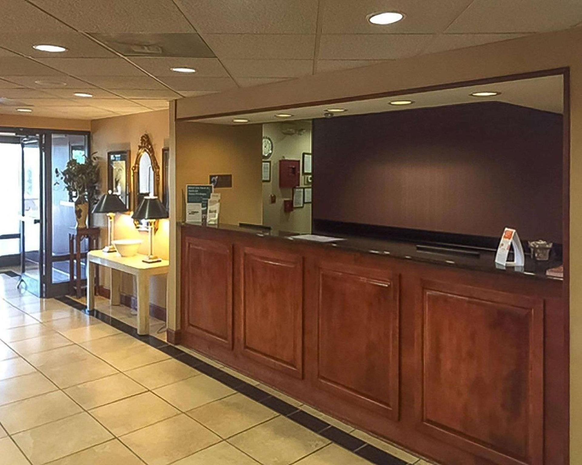 Econo Lodge Cordele photo 4