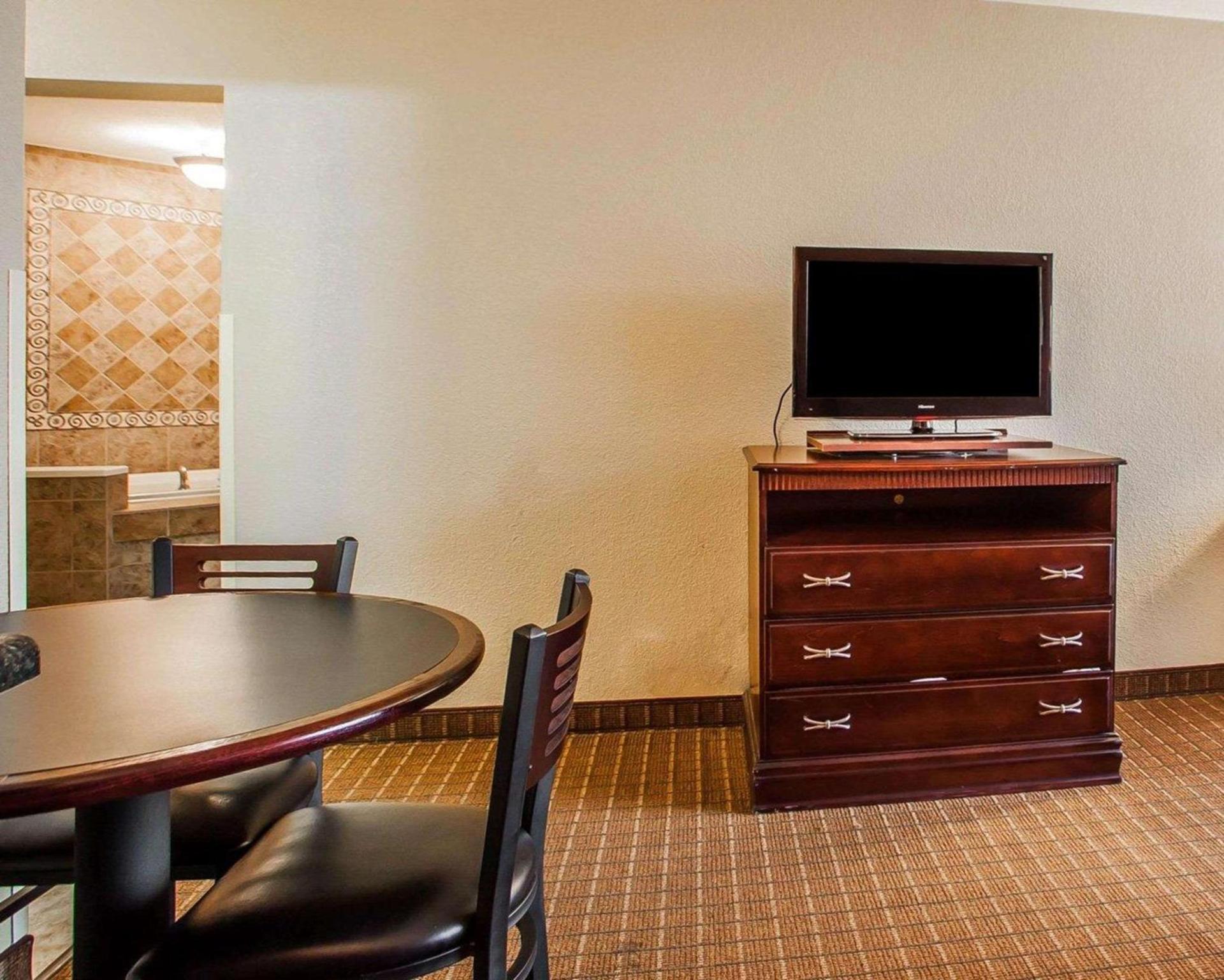Quality Inn Fort Dodge photo 19