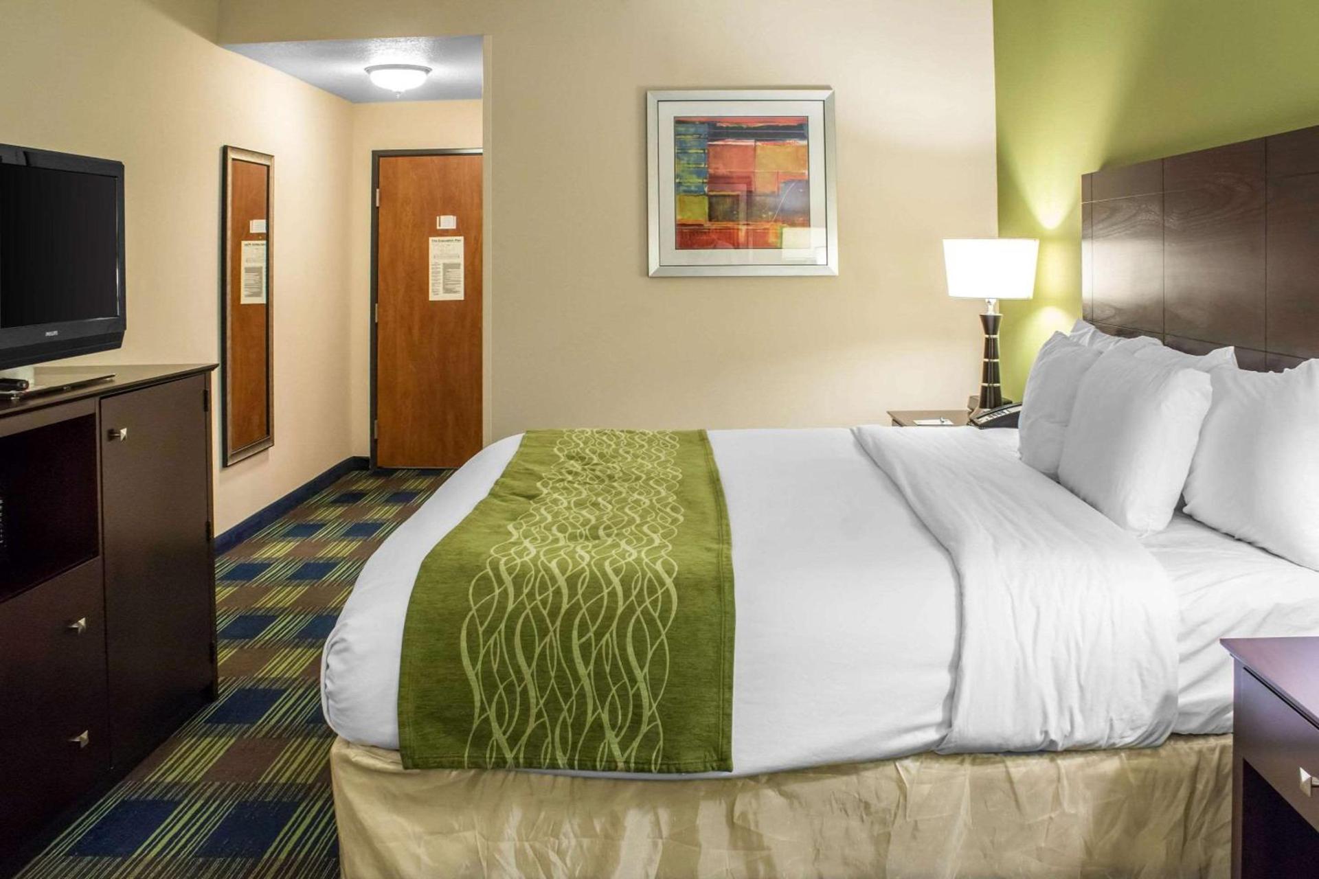 Econo Lodge Ankeny - Des Moines photo 9