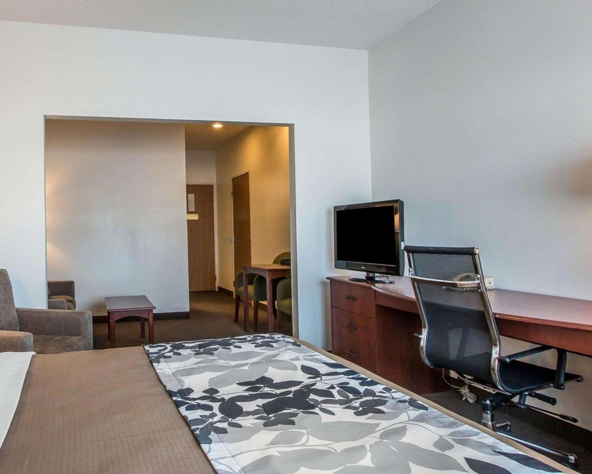 Sleep Inn & Suites Mount Vernon photo 29