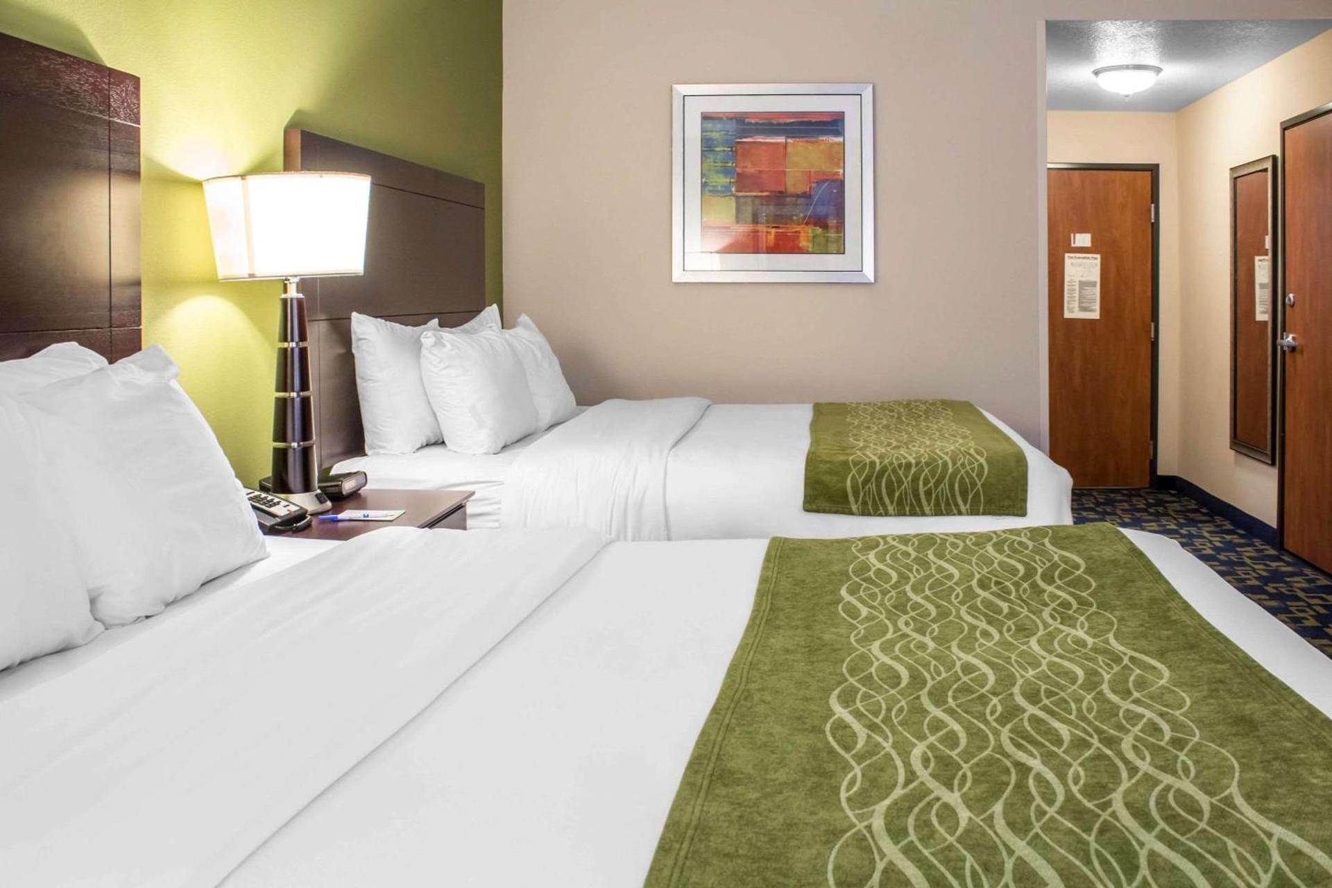 Econo Lodge Ankeny - Des Moines photo 11