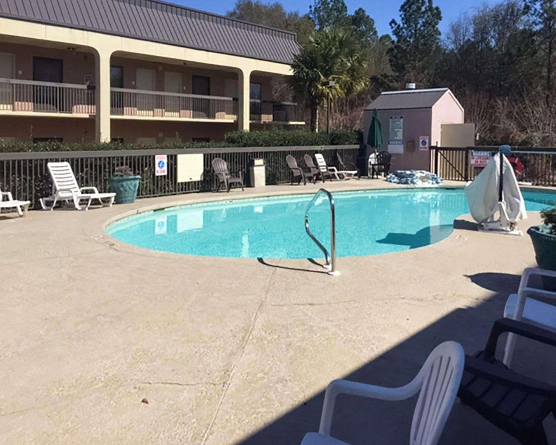 Econo Lodge Cordele photo 5