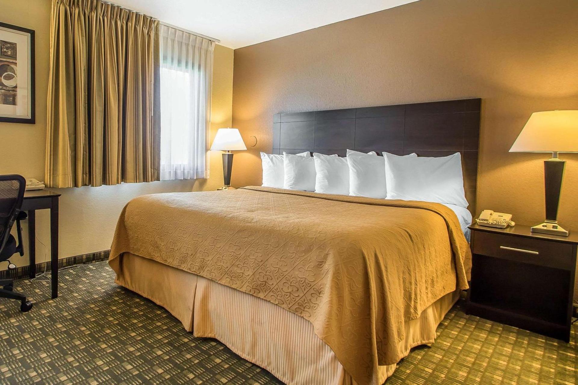 Quality Inn & Suites Decorah photo 13