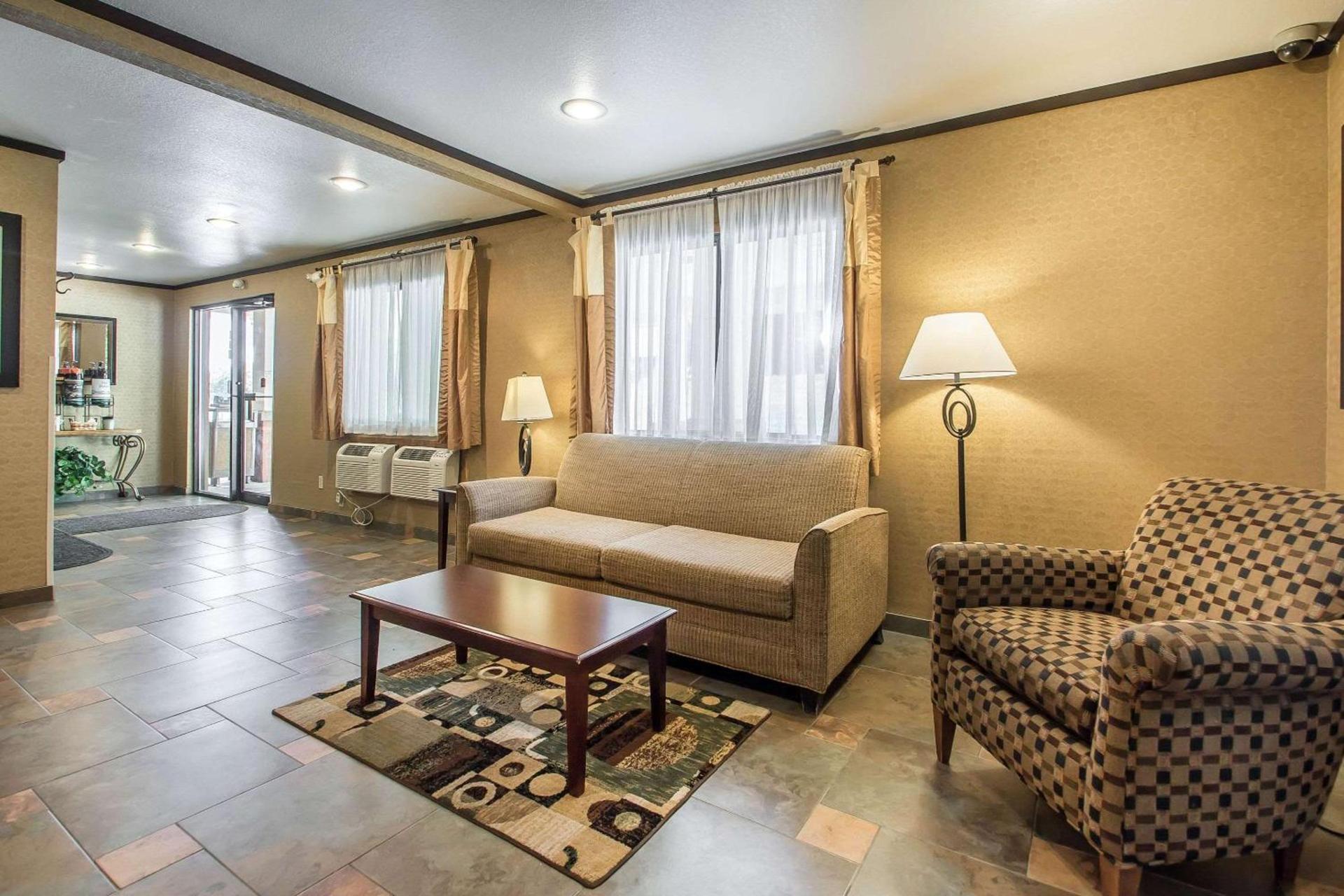 Quality Inn & Suites Decorah photo 14