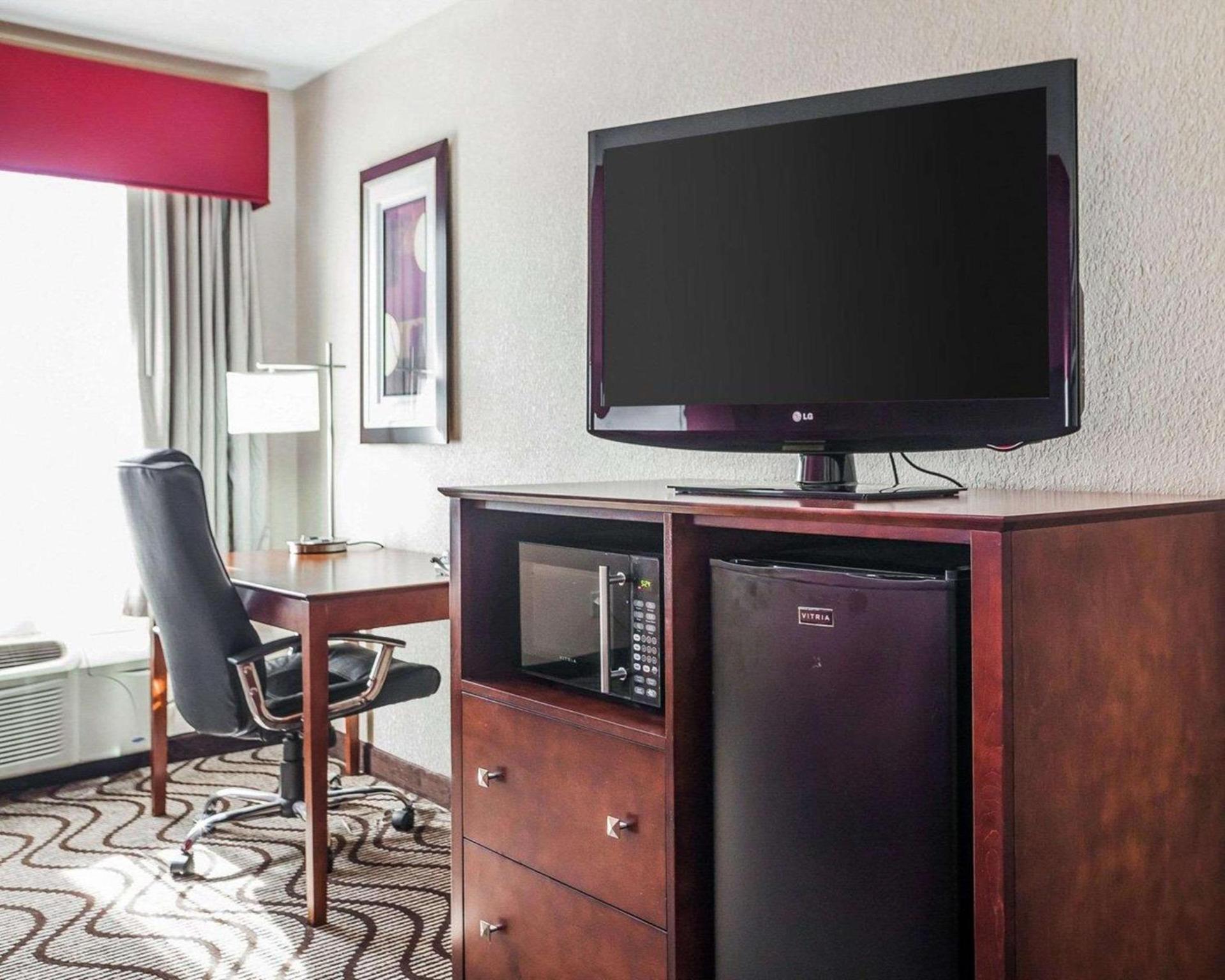 Quality Inn & Suites Altoona - Des Moines photo 9