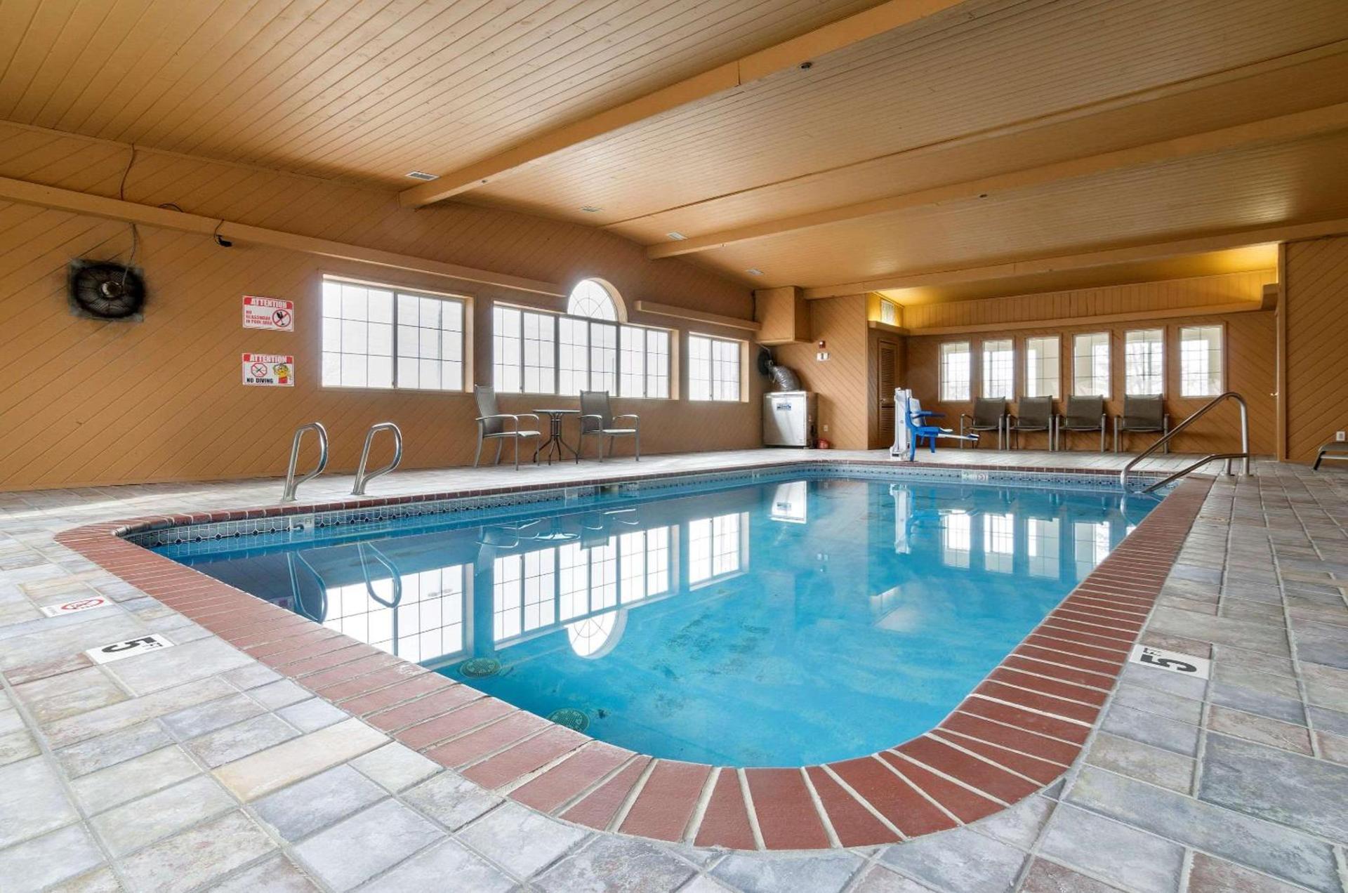 Quality Inn Osceola photo 20