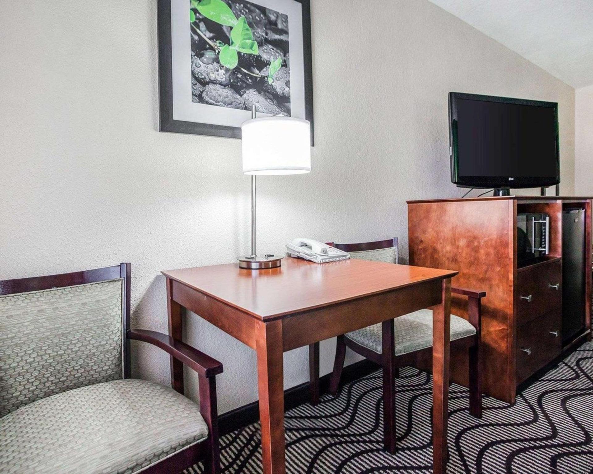 Quality Inn & Suites Altoona - Des Moines photo 18