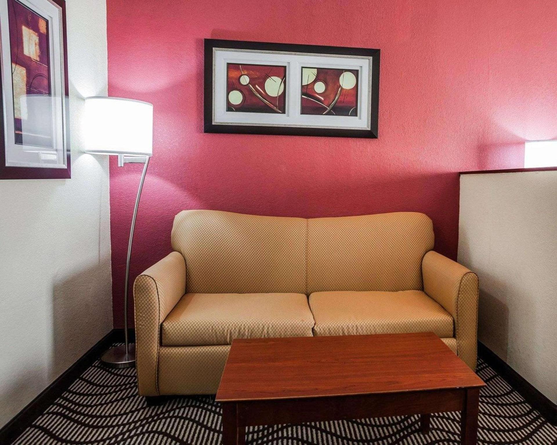 Quality Inn & Suites Altoona - Des Moines photo 22