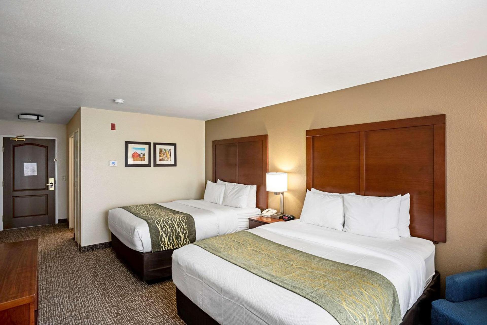 Comfort Inn & Suites Independence photo 31