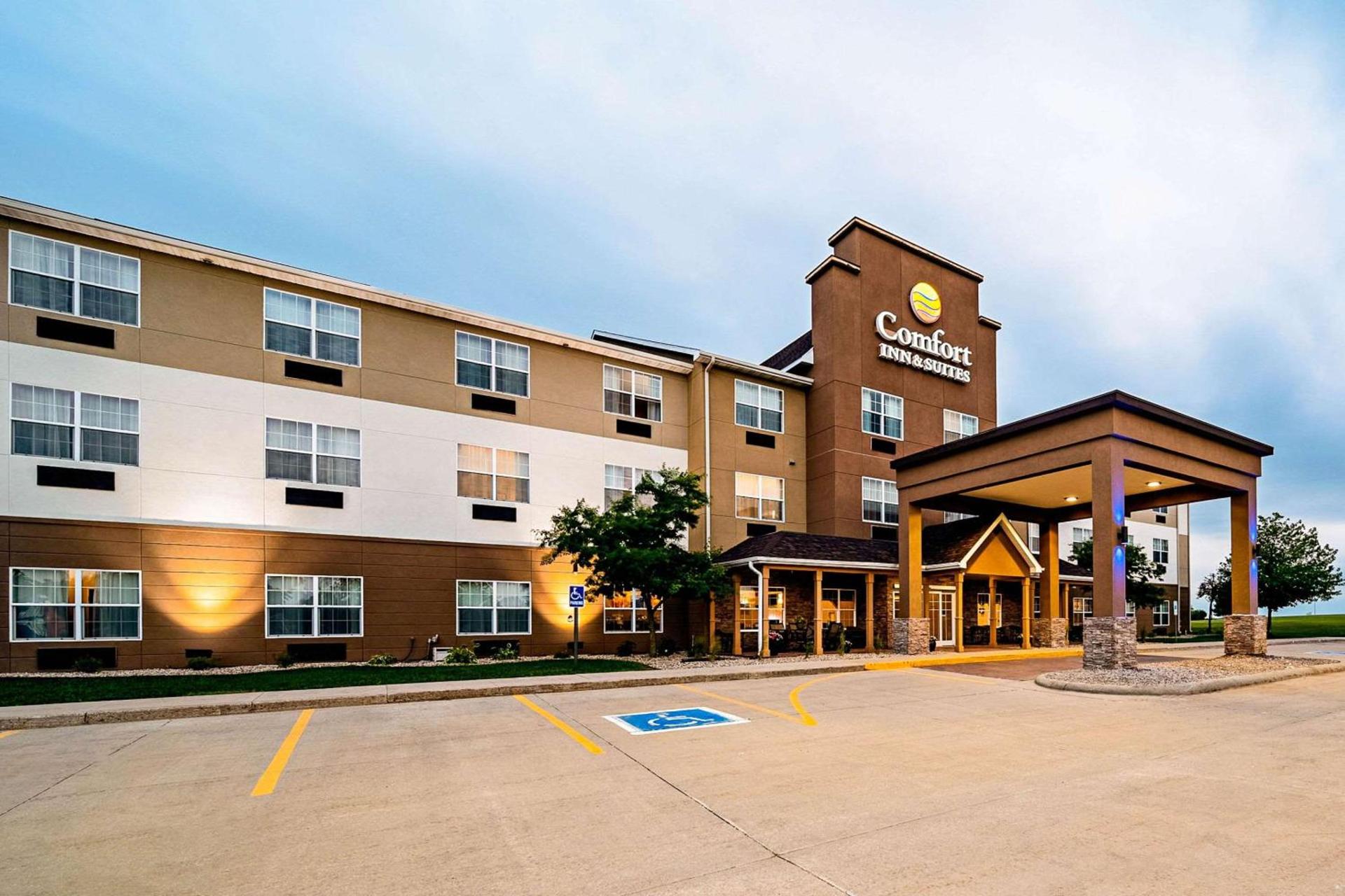 Comfort Inn & Suites Independence photo 21