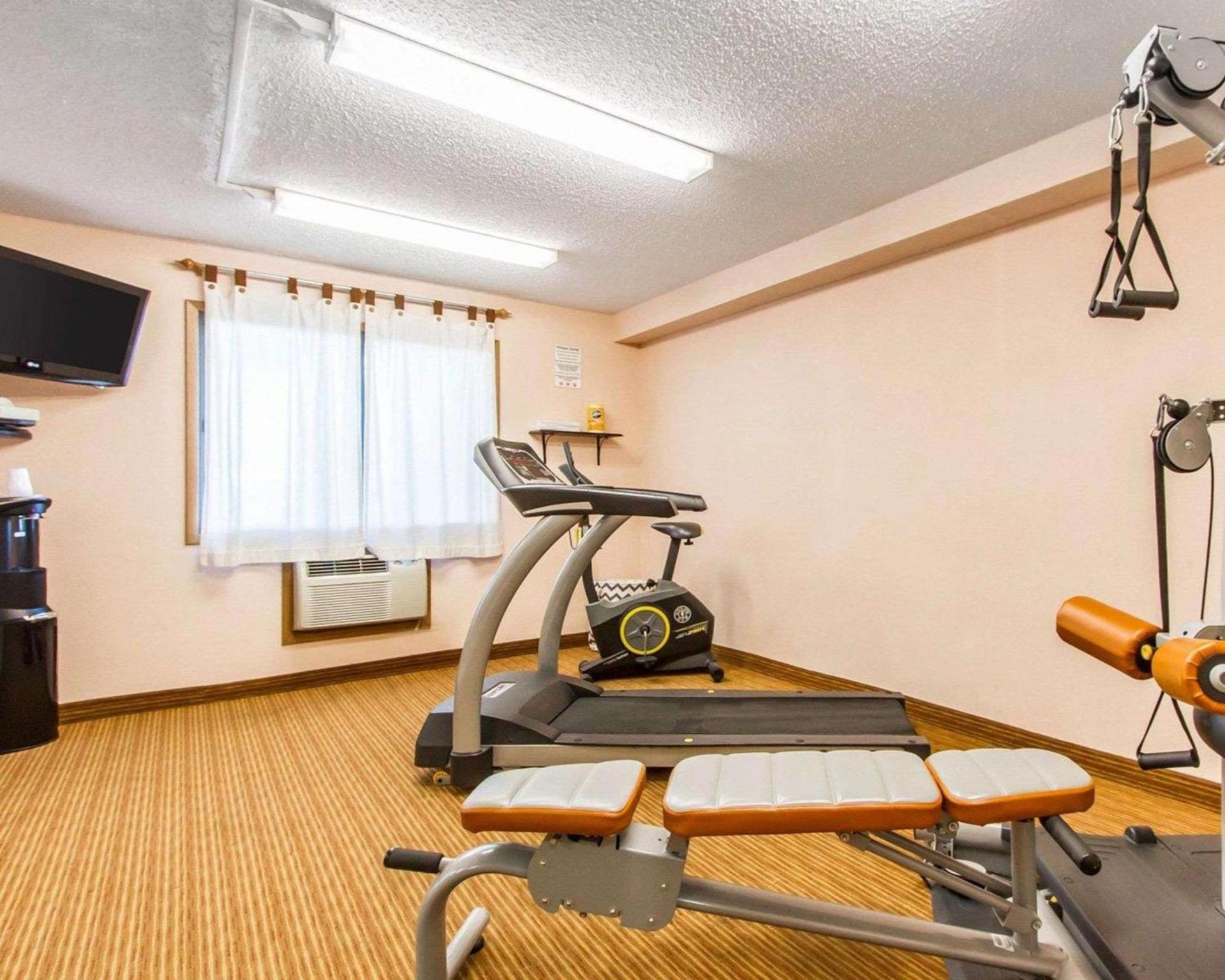 Quality Inn & Suites Ottumwa North photo 14