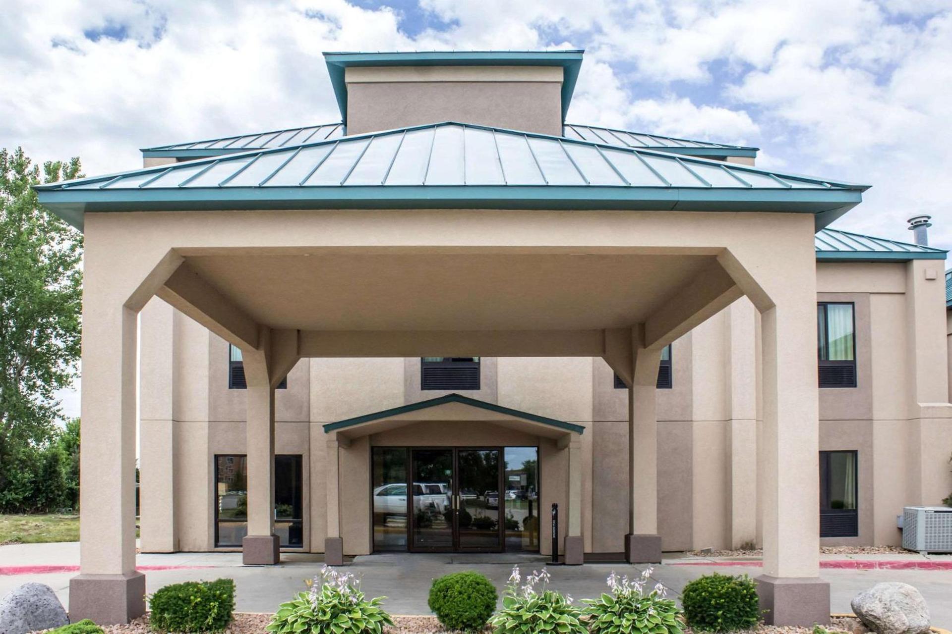 Econo Lodge Ankeny - Des Moines photo 14
