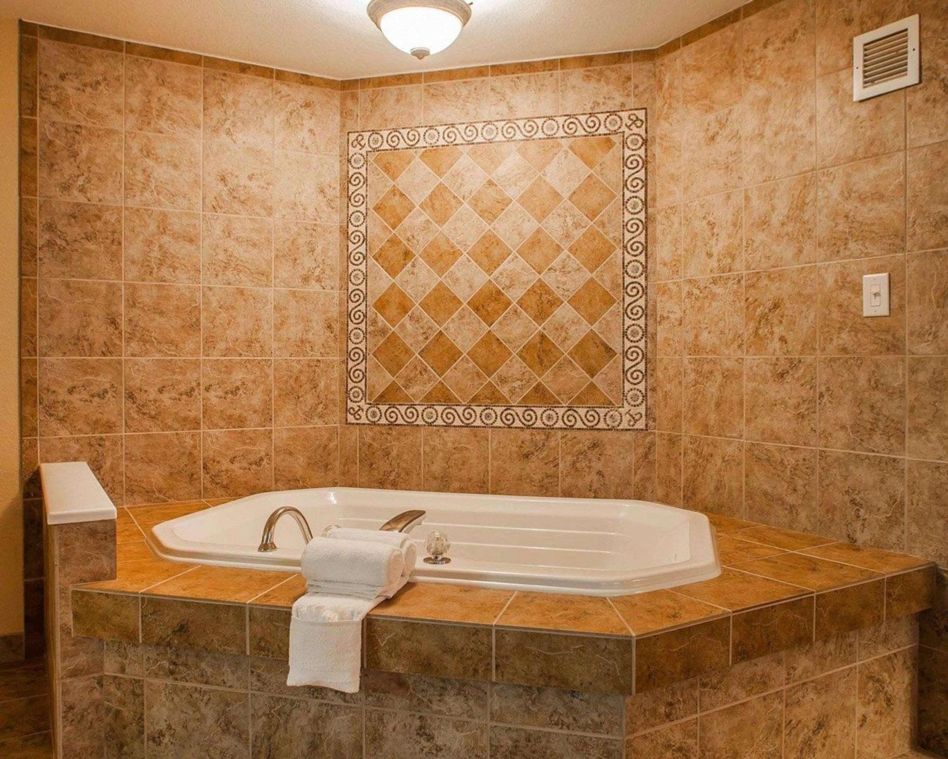Quality Inn Fort Dodge photo 22