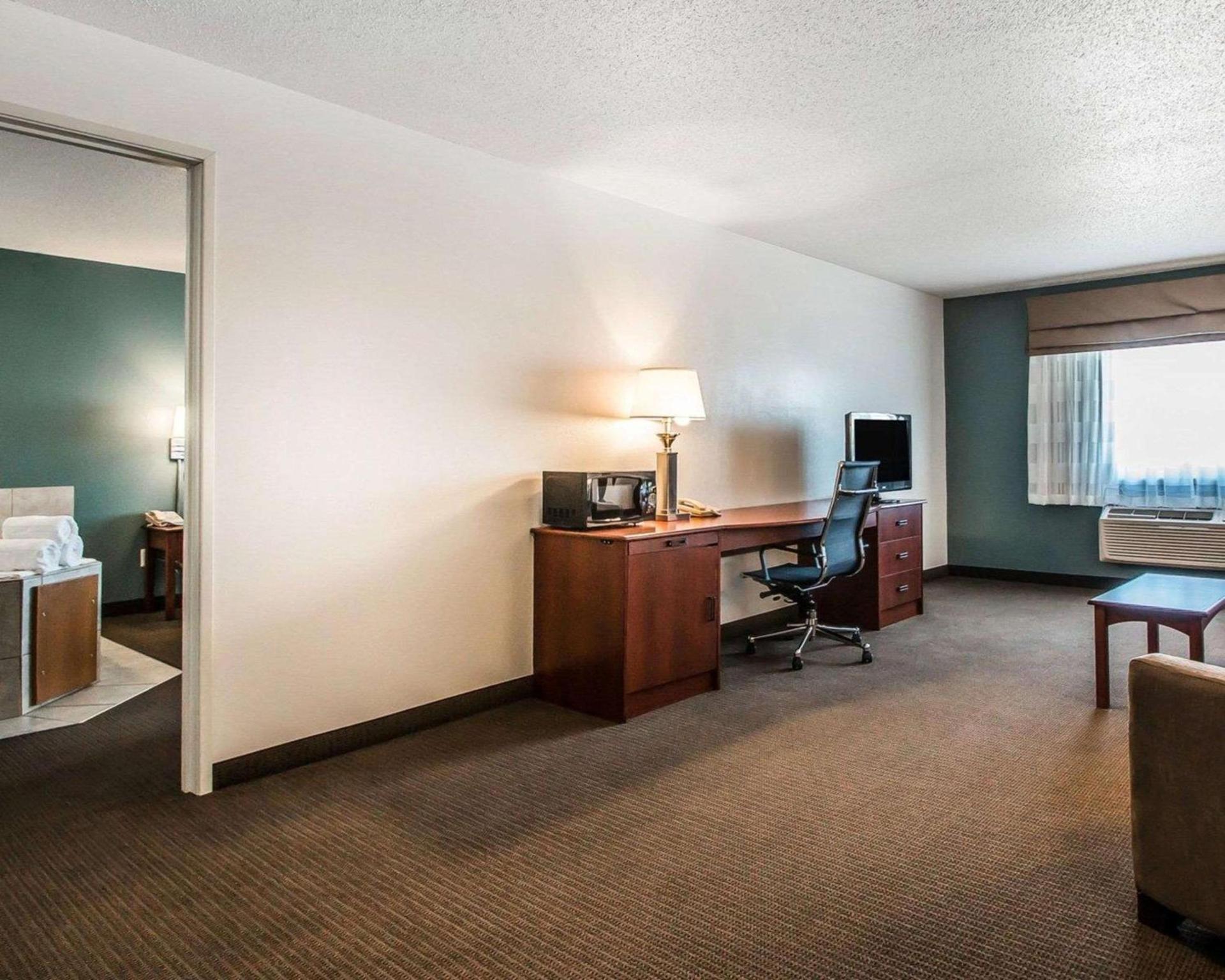 Sleep Inn & Suites Mount Vernon photo 20