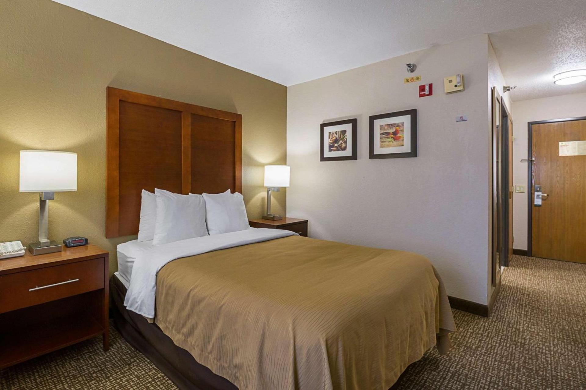 Quality Inn Waverly photo 20