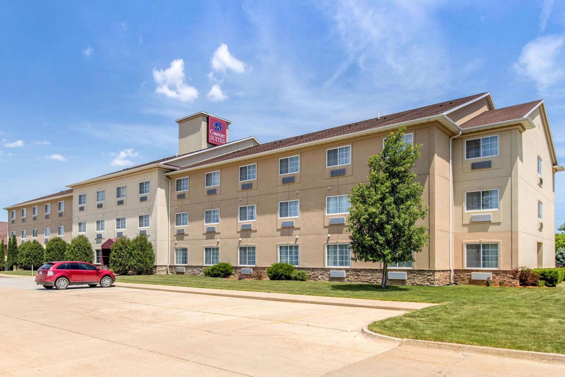 Comfort Suites Cedar Falls Industrial Park photo 26