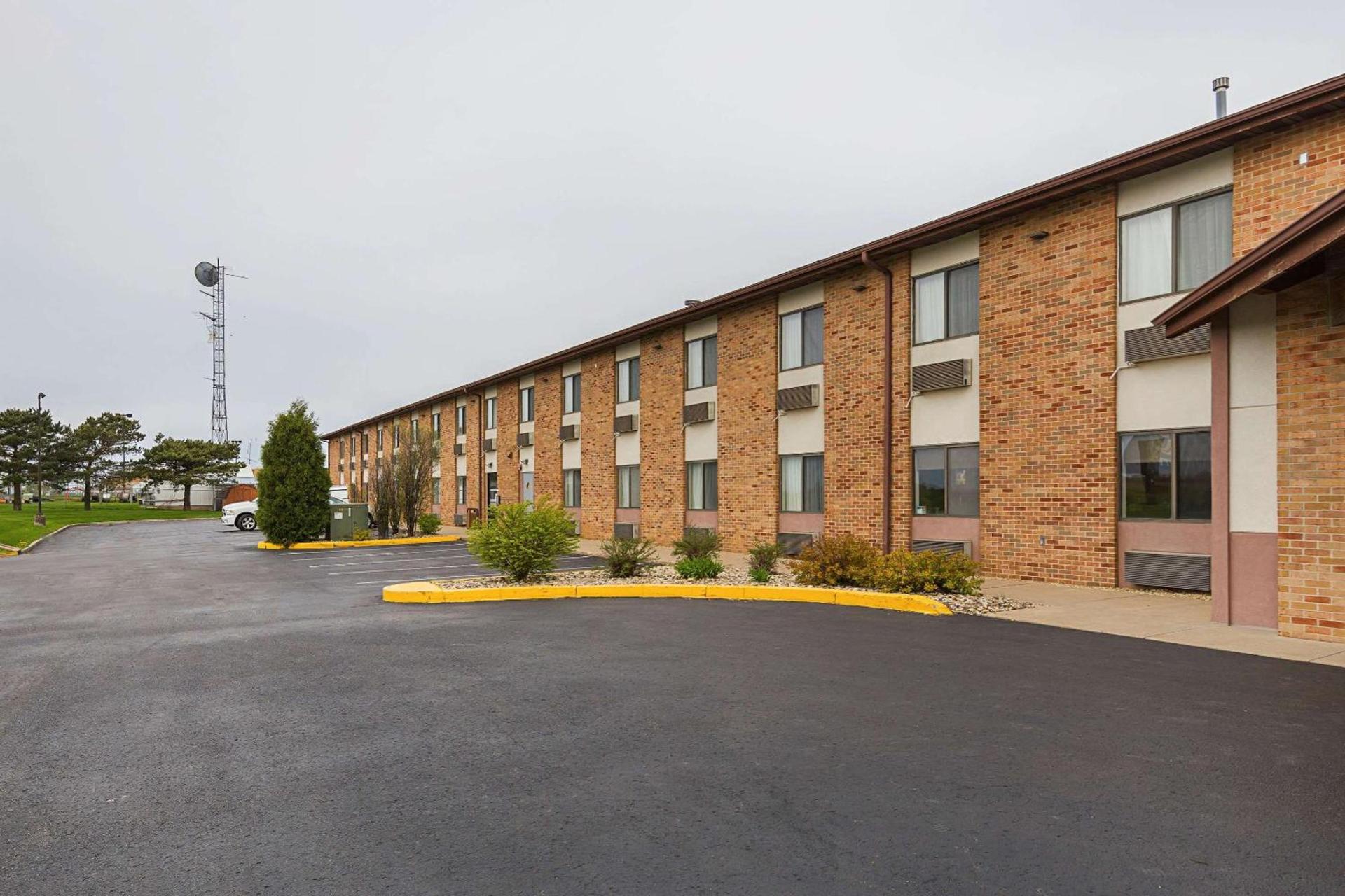 Quality Inn Waverly photo 2