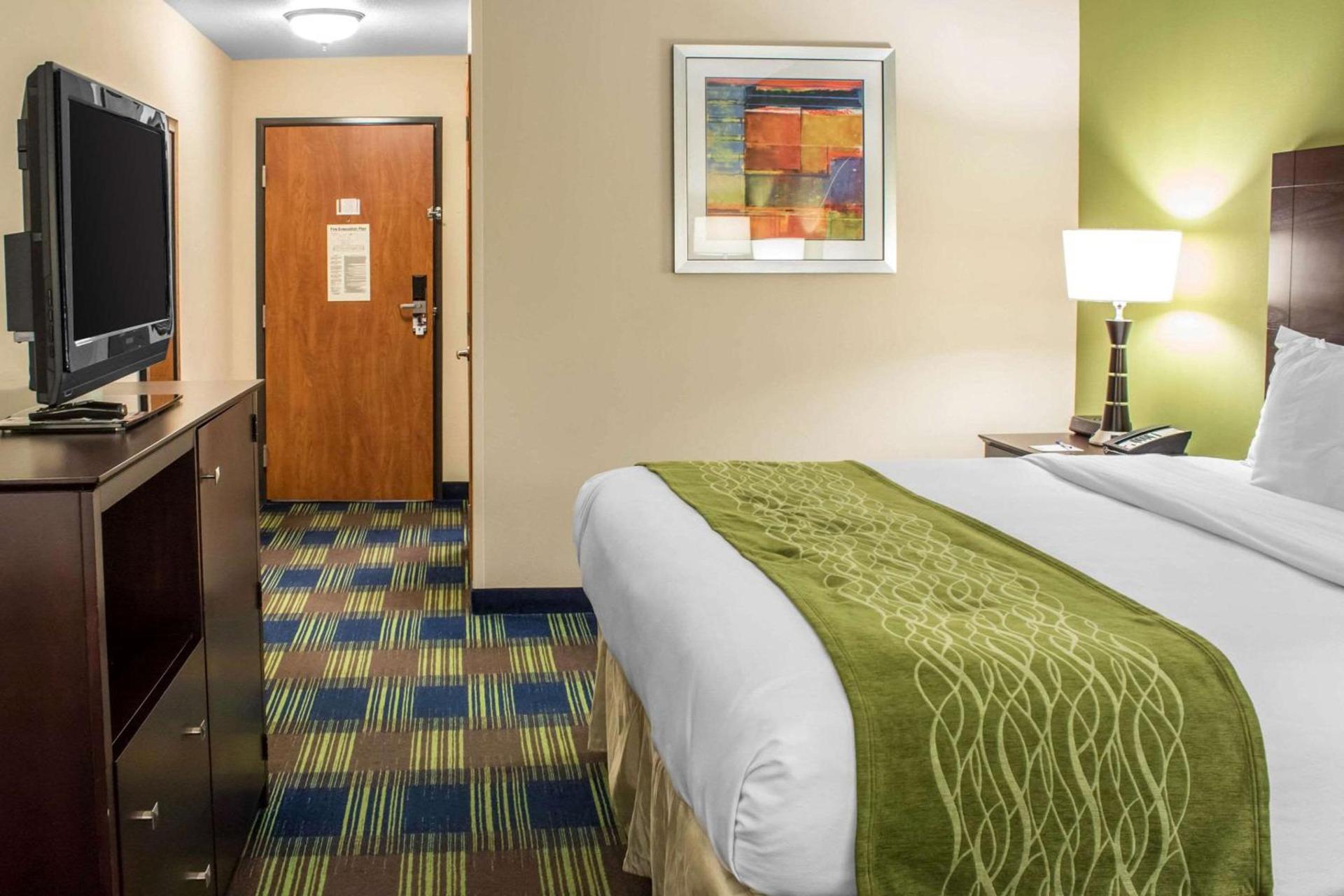 Econo Lodge Ankeny - Des Moines photo 22