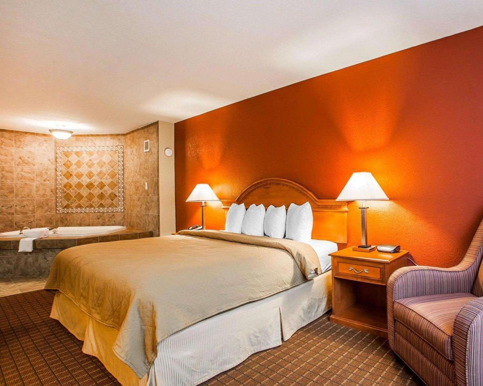 Quality Inn Fort Dodge photo 23