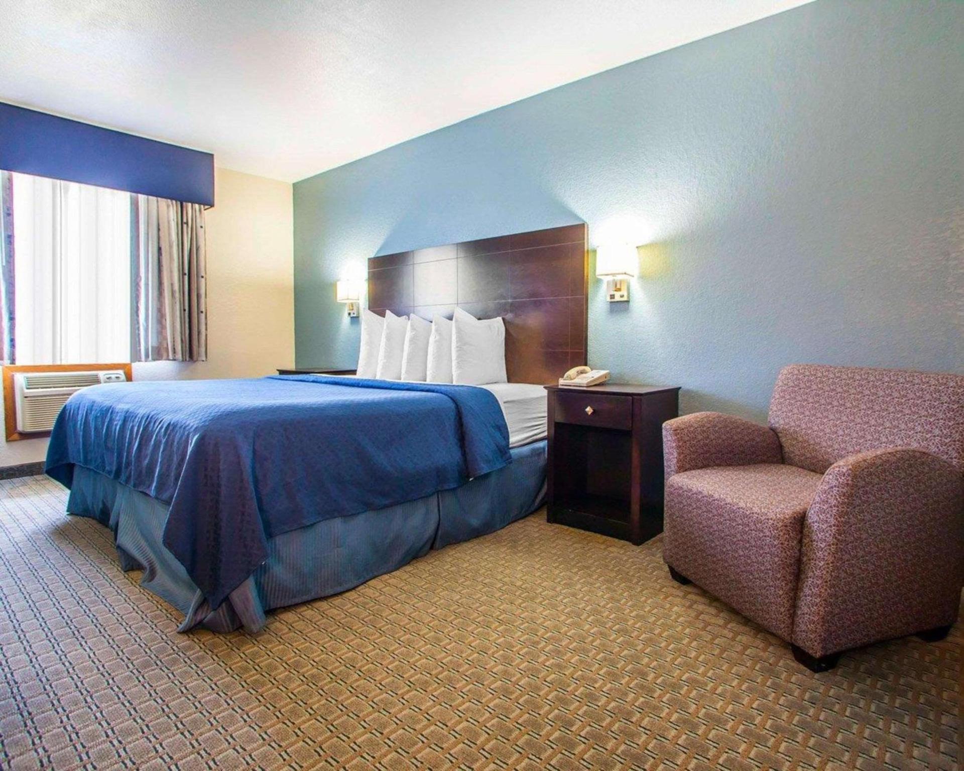 Quality Inn & Suites Ankeny-Des Moines photo 12