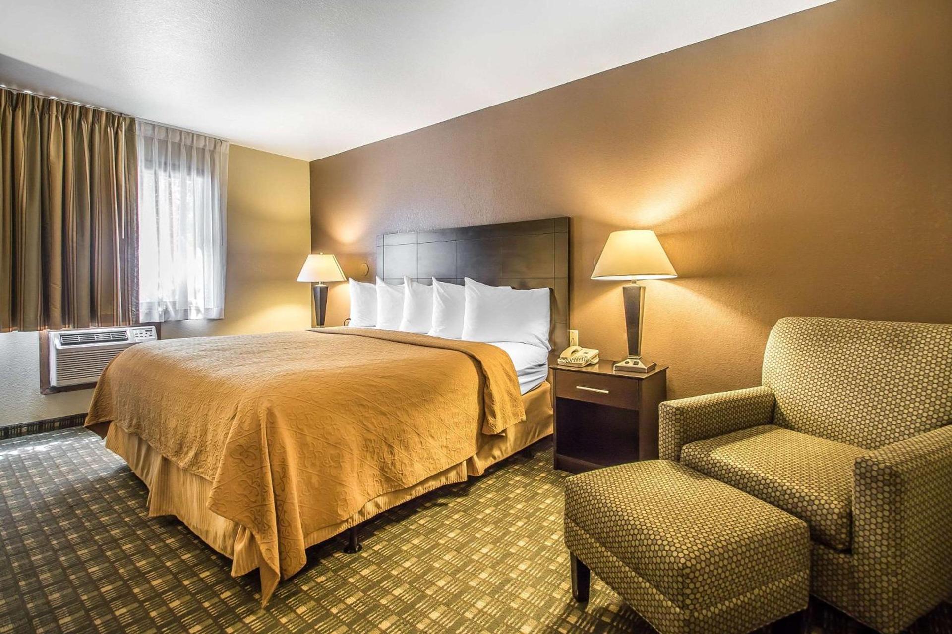 Quality Inn & Suites Decorah photo 21