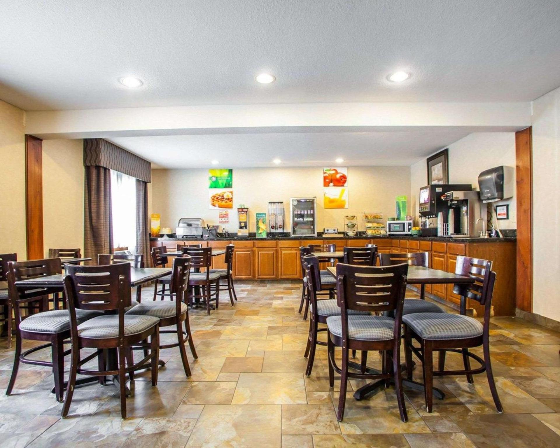 Quality Inn & Suites Ankeny-Des Moines photo 32