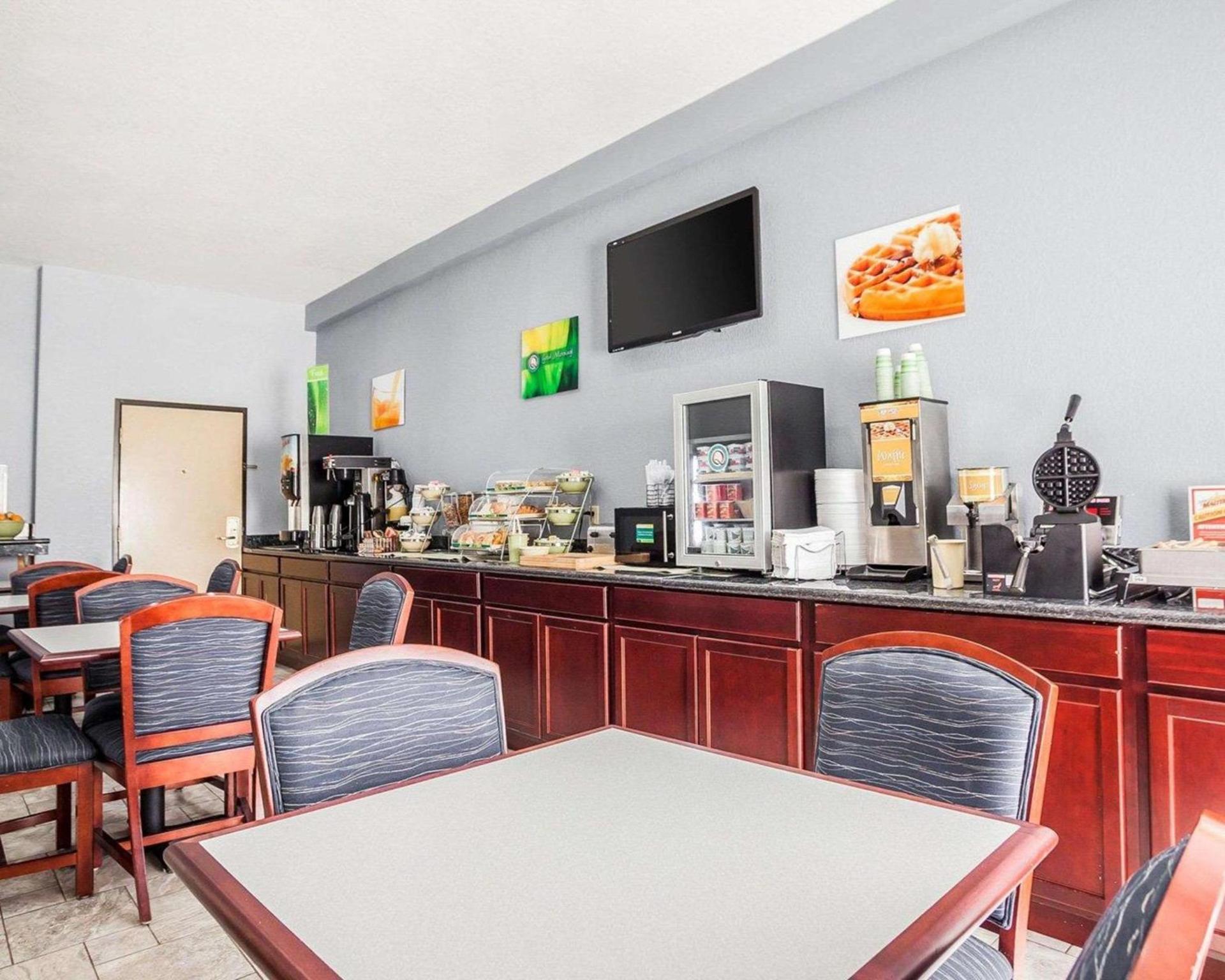 Quality Inn & Suites Altoona - Des Moines photo 27