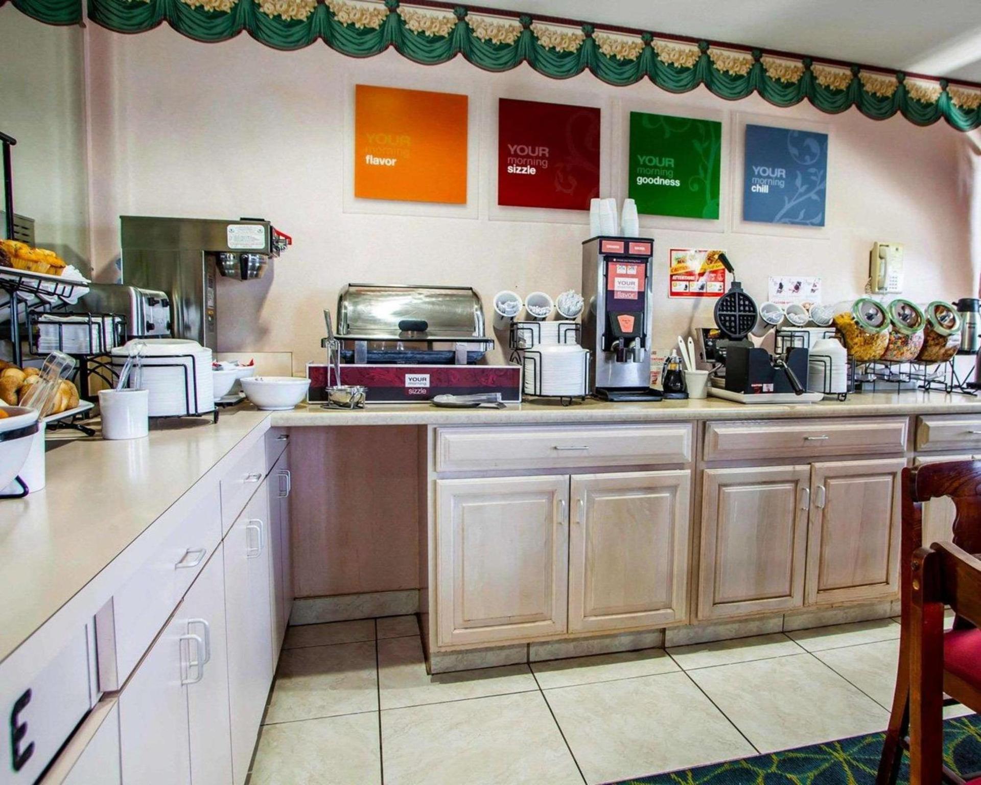 Quality Inn Arcola photo 22